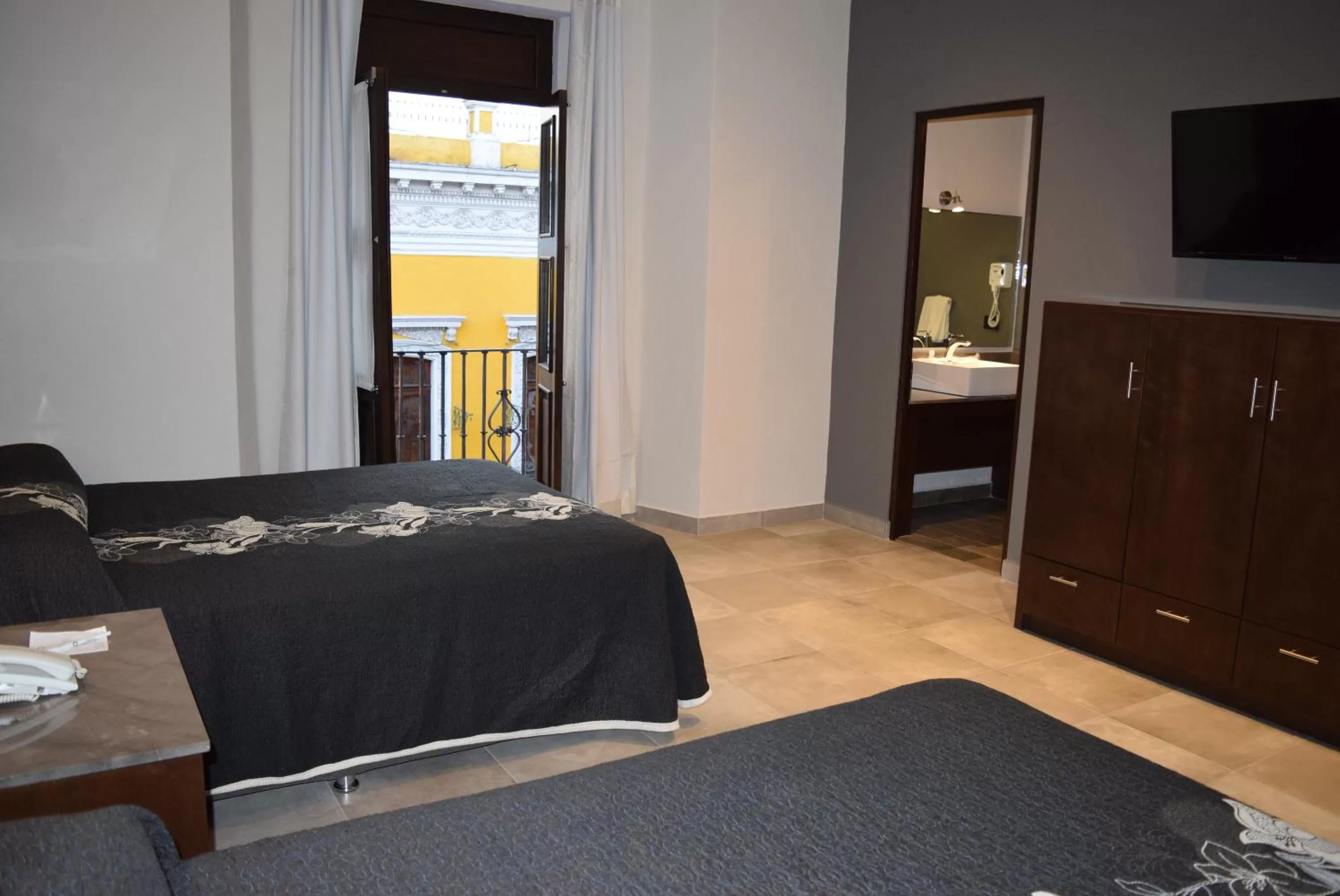 Property building, Bed in Hotel Sofia