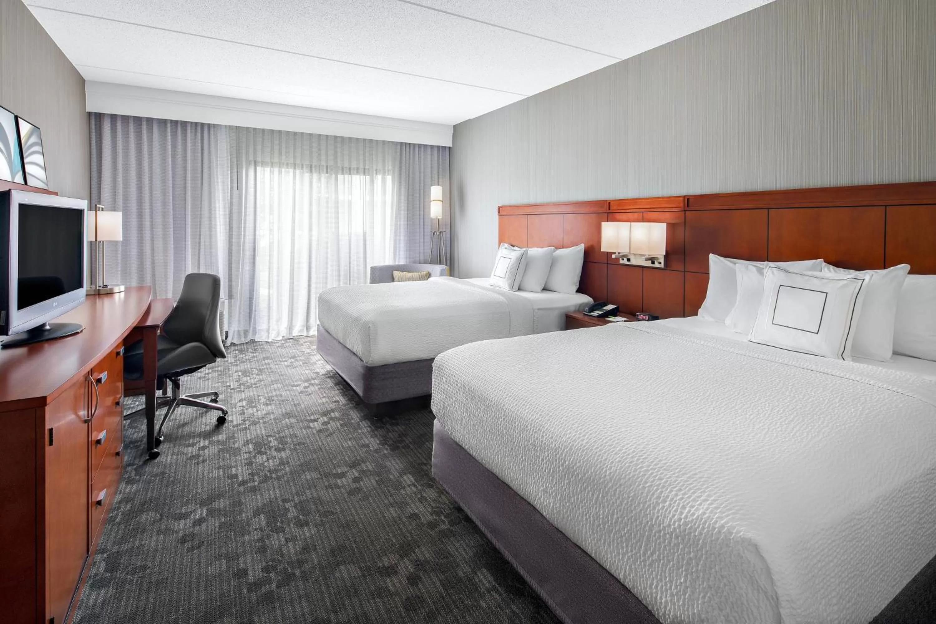 Queen Room with Two Queen Beds - Hearing Accessible in Courtyard by Marriott Pittsburgh Airport