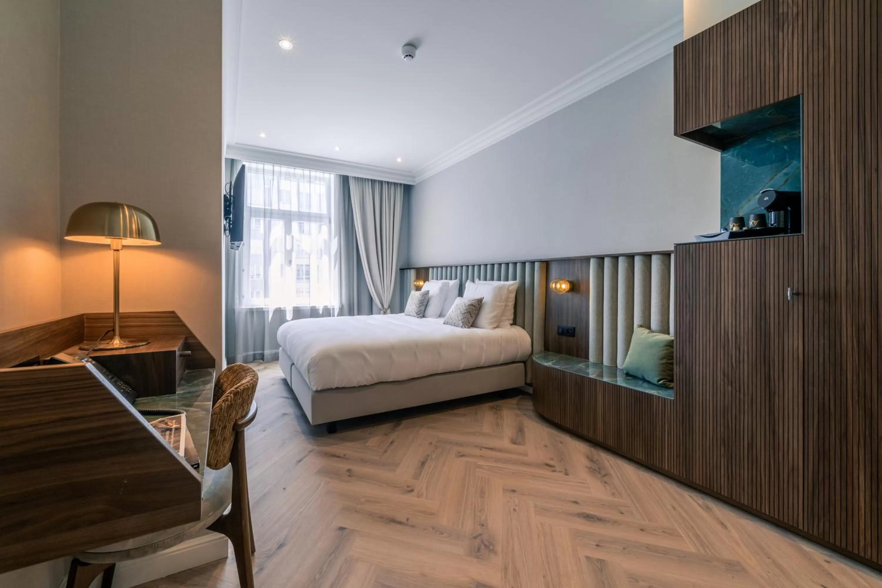 Bedroom, Bed in Hotel Du Parc