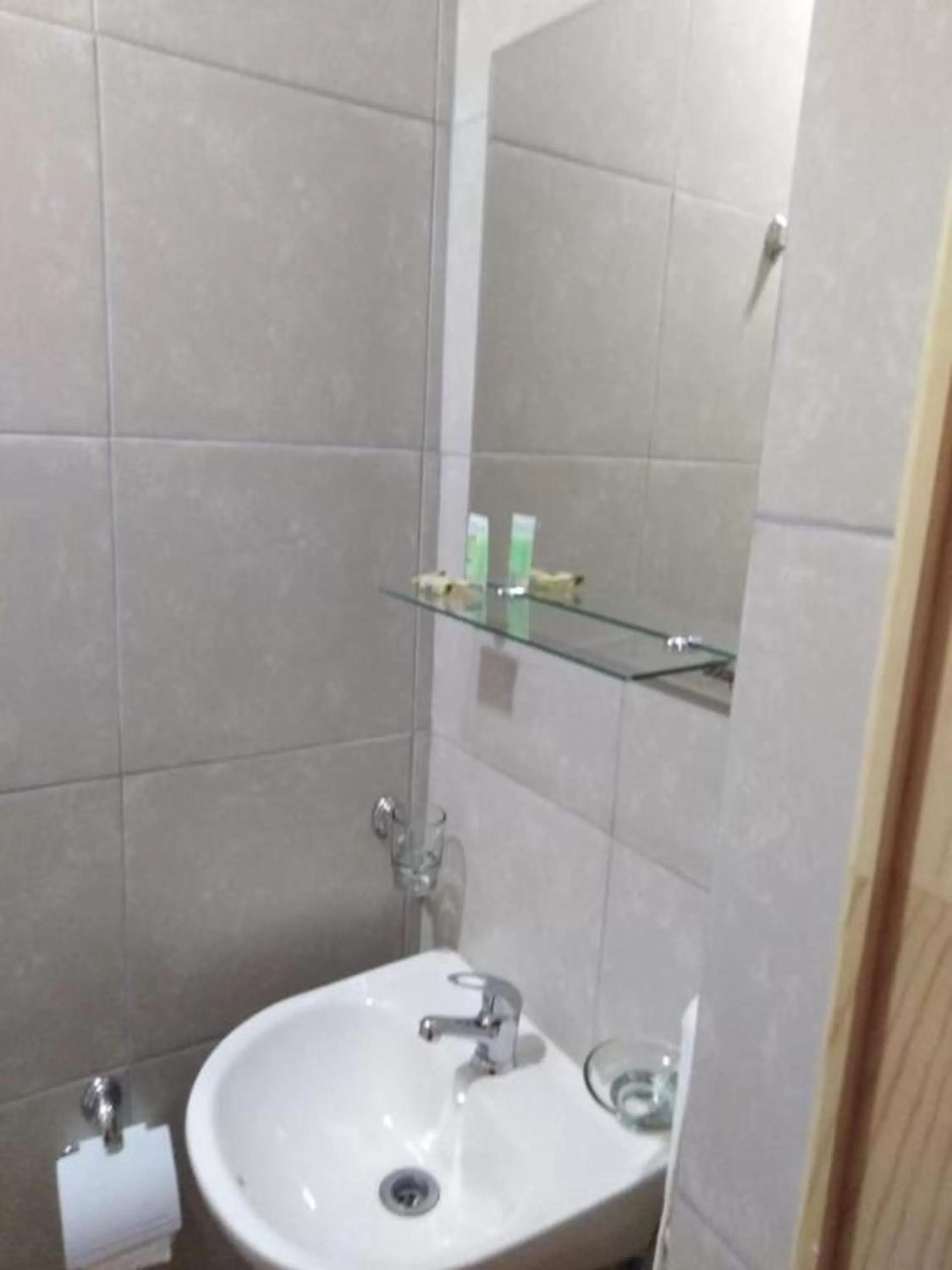 Bathroom in Hotel Amaru Express