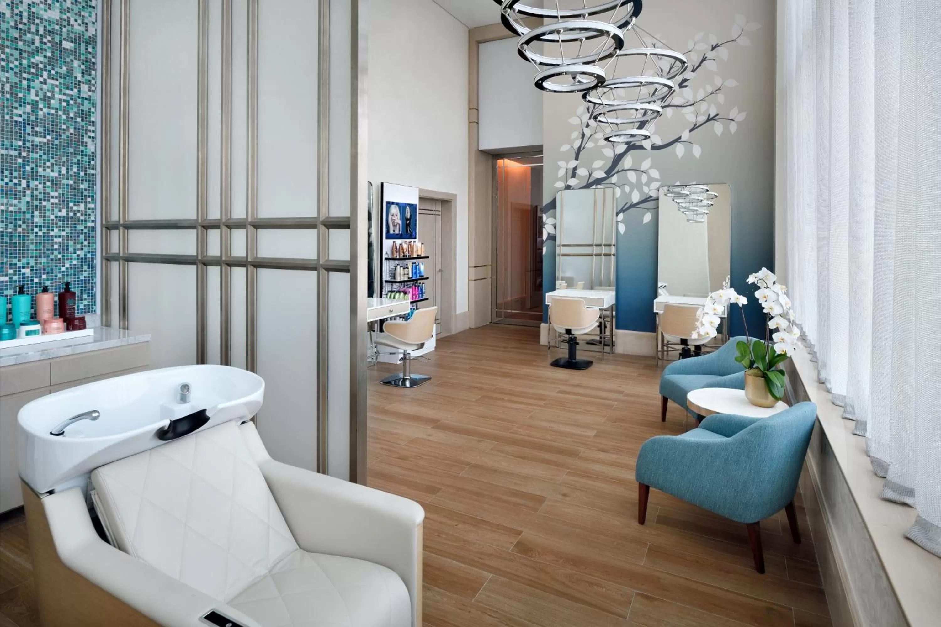 Spa and wellness centre/facilities in Grand Plaza Mövenpick Media City