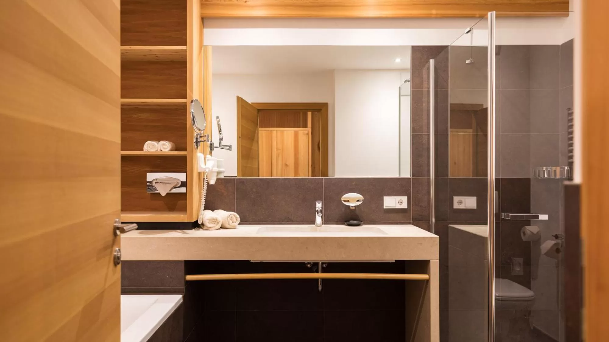 Shower in Biohotel theiner's garten