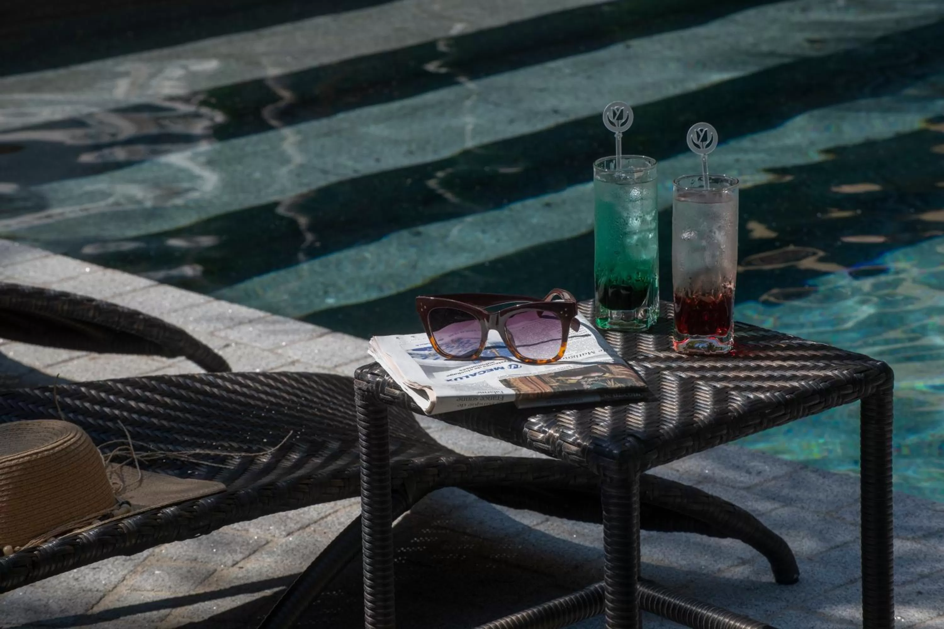 Swimming pool in GOLDEN TULIP CANNES HOTEL de PARIS