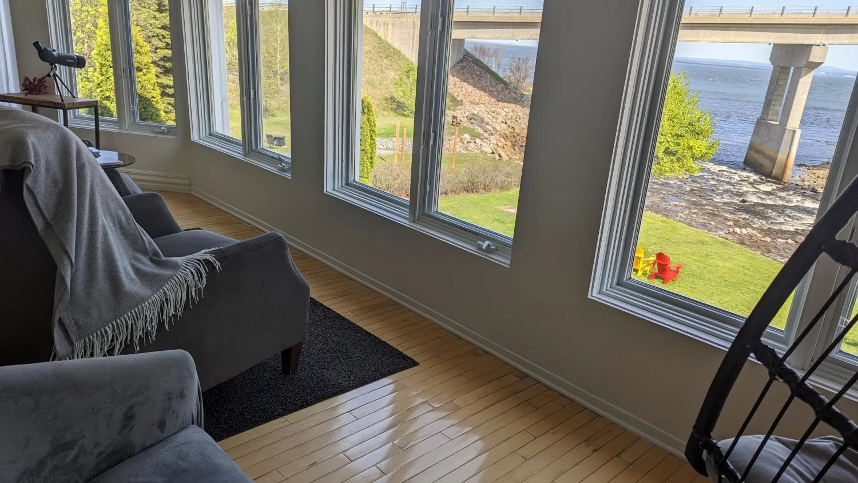 Balcony/Terrace, Seating Area in La Gentilhommière Motel et Suites B Vue sur Mer