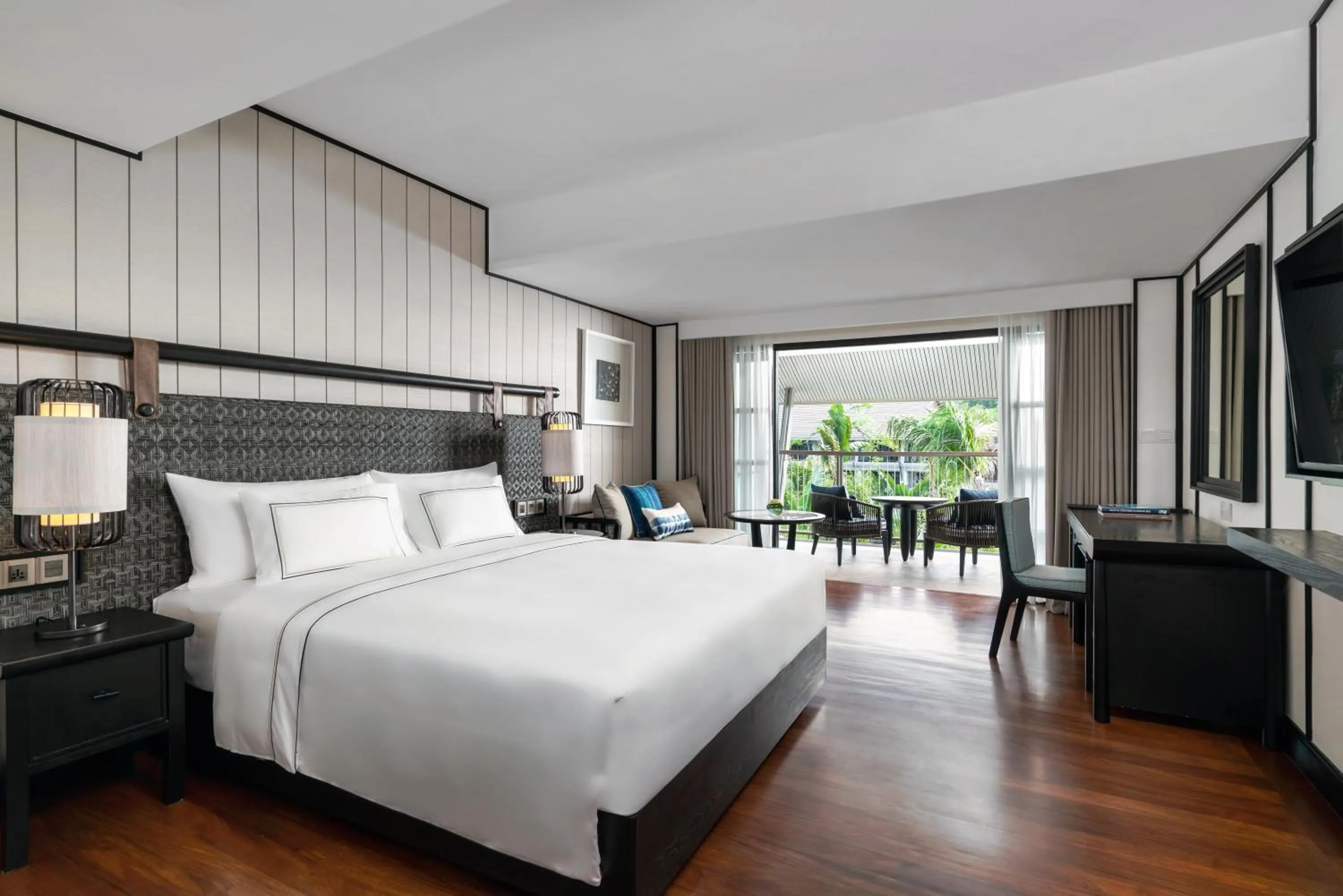 Photo of the whole room, Bed in Melia Koh Samui