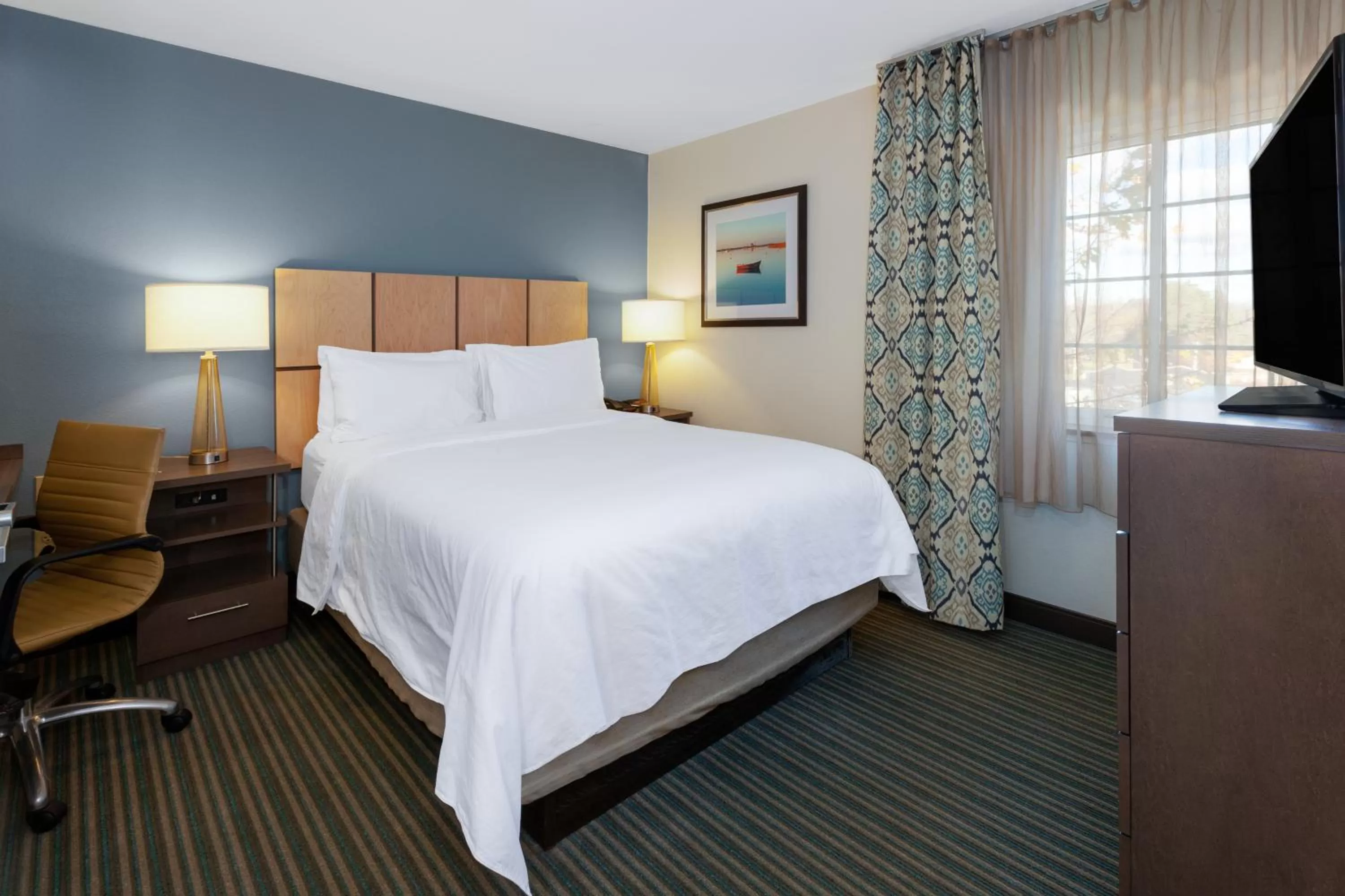 Bed in Candlewood Suites-West Springfield by IHG