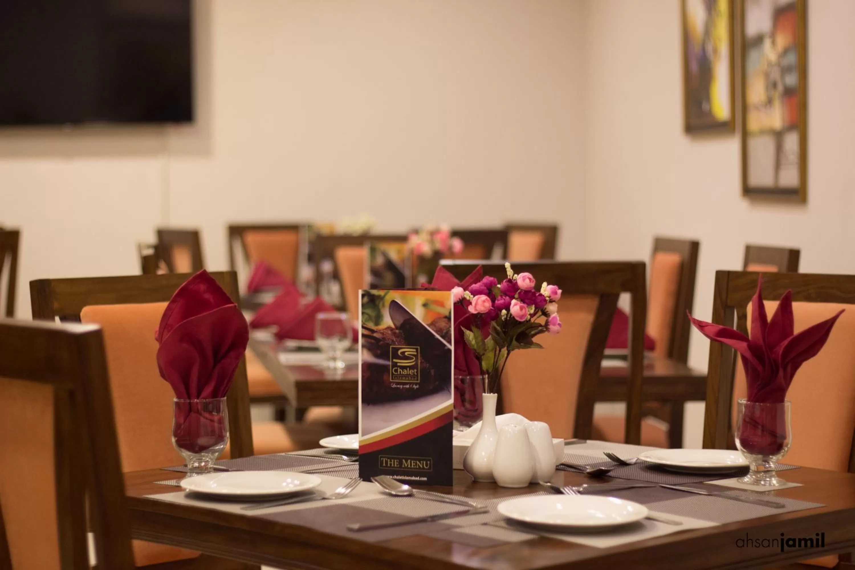 Restaurant/places to eat in S Chalet Islamabad