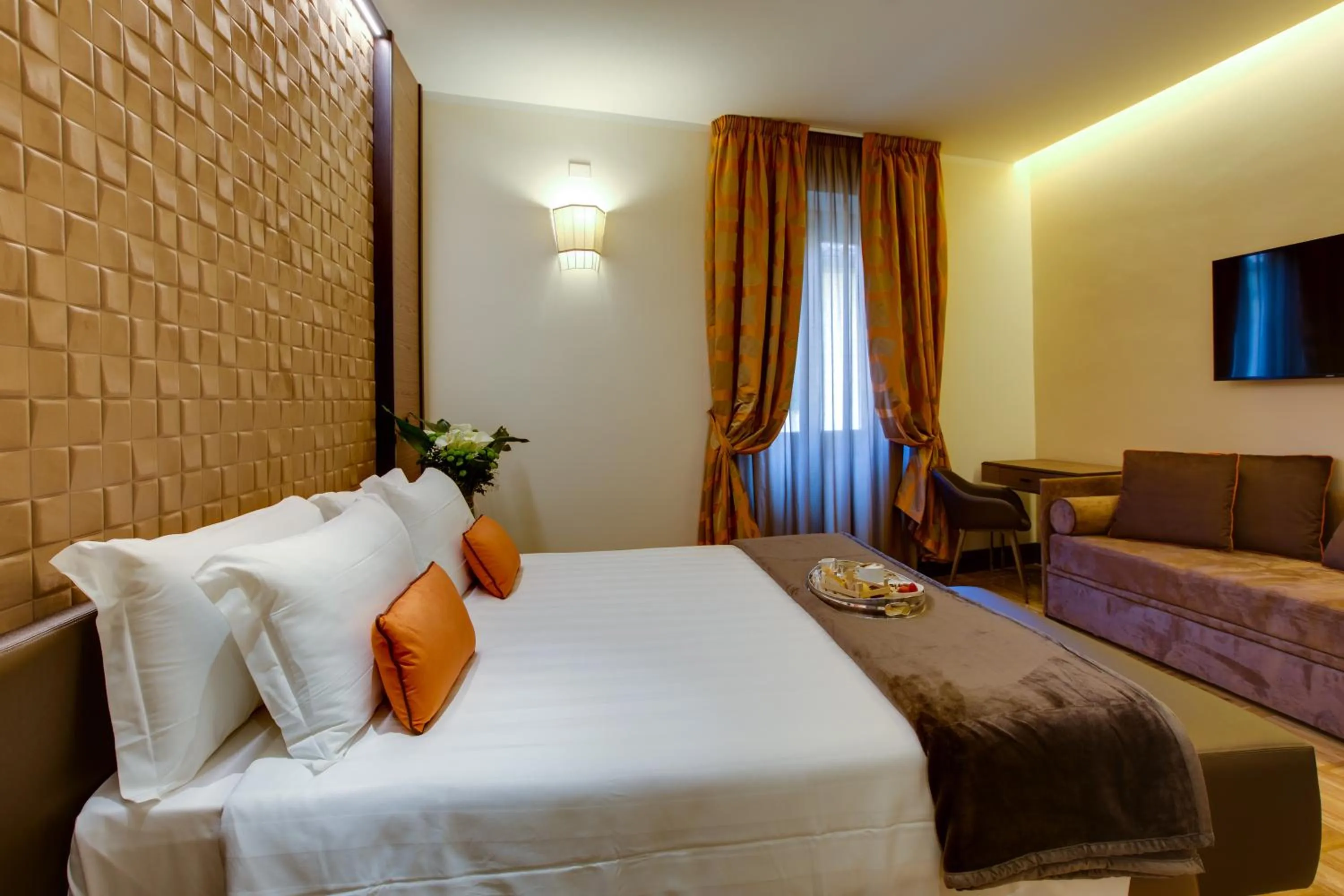 Photo of the whole room, Bed in Solo Experience Hotel