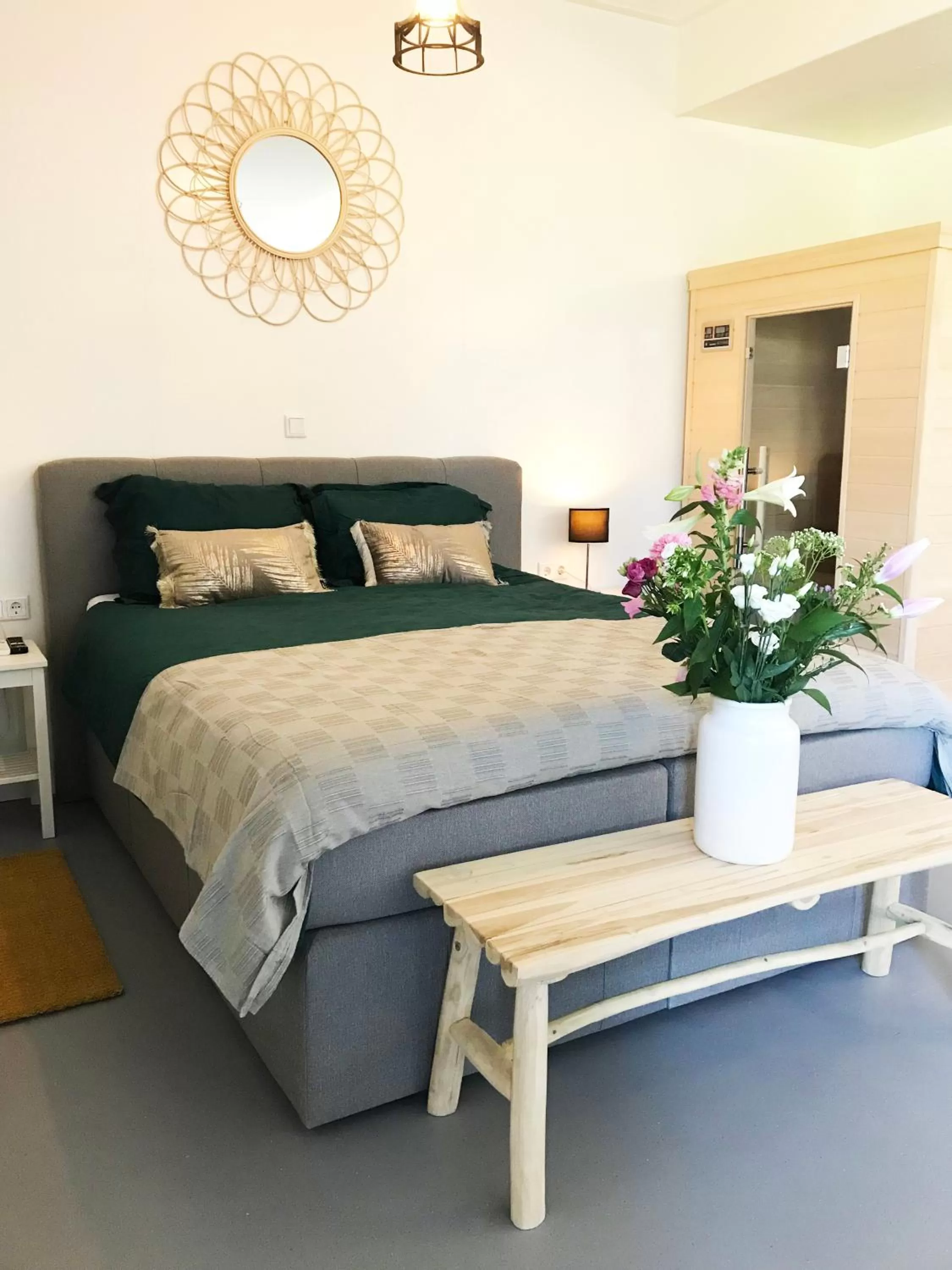 Deluxe Suite with Bath in B&B De Achterdiek