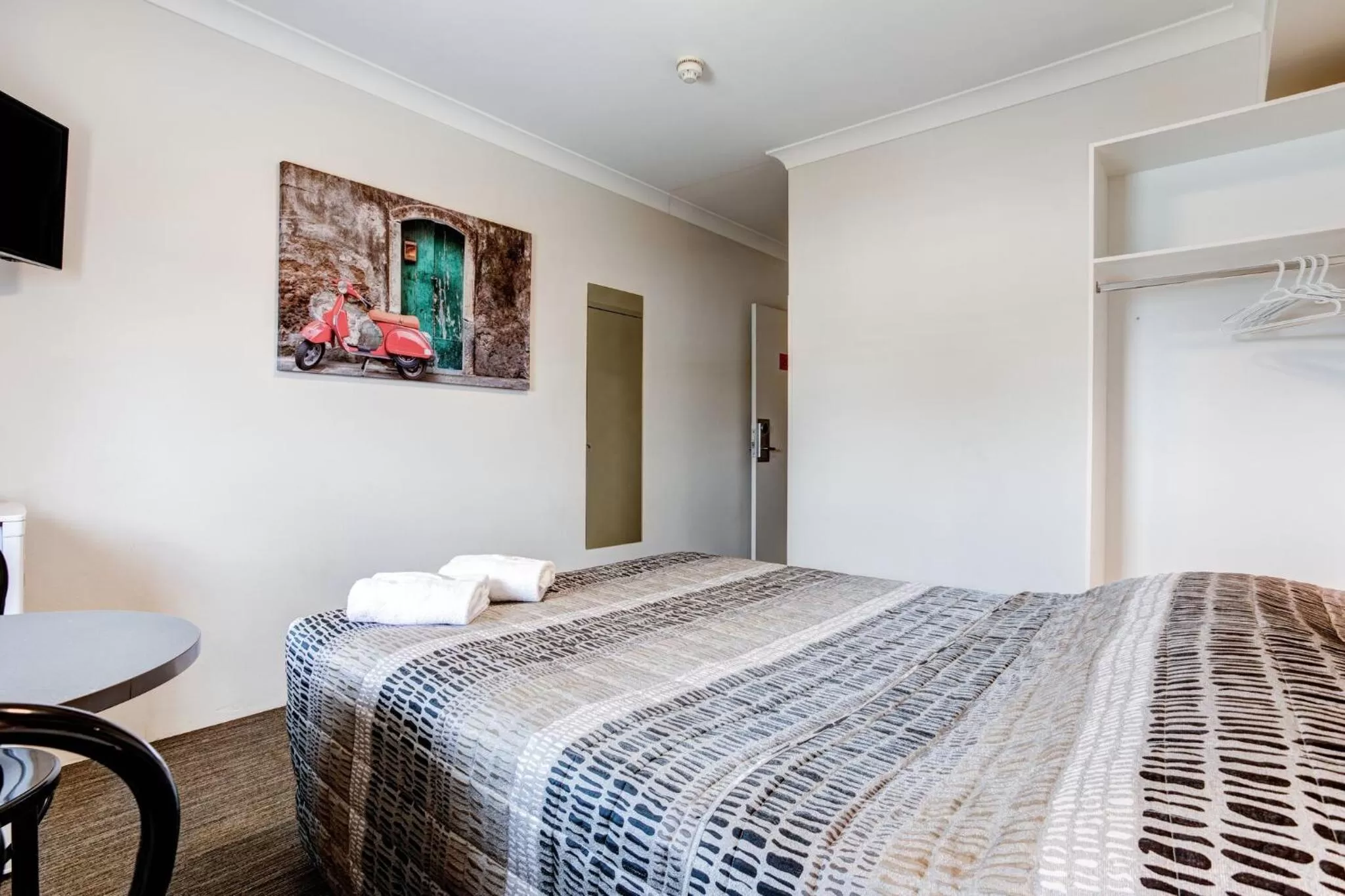 Bed in Arena Hotel (formerly Sleep Express Motel)