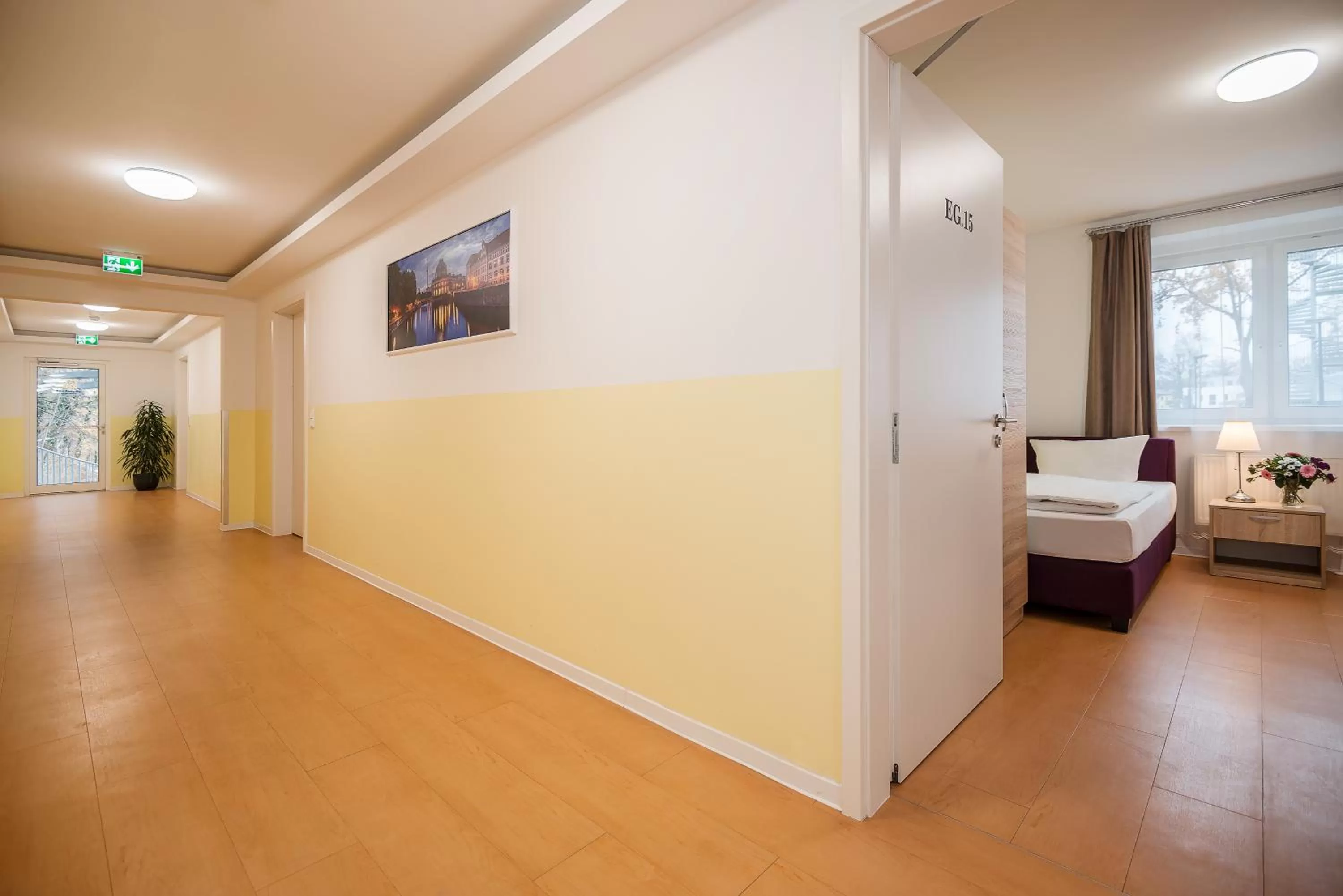 Photo of the whole room, Bed in Hotel City Green Berlin