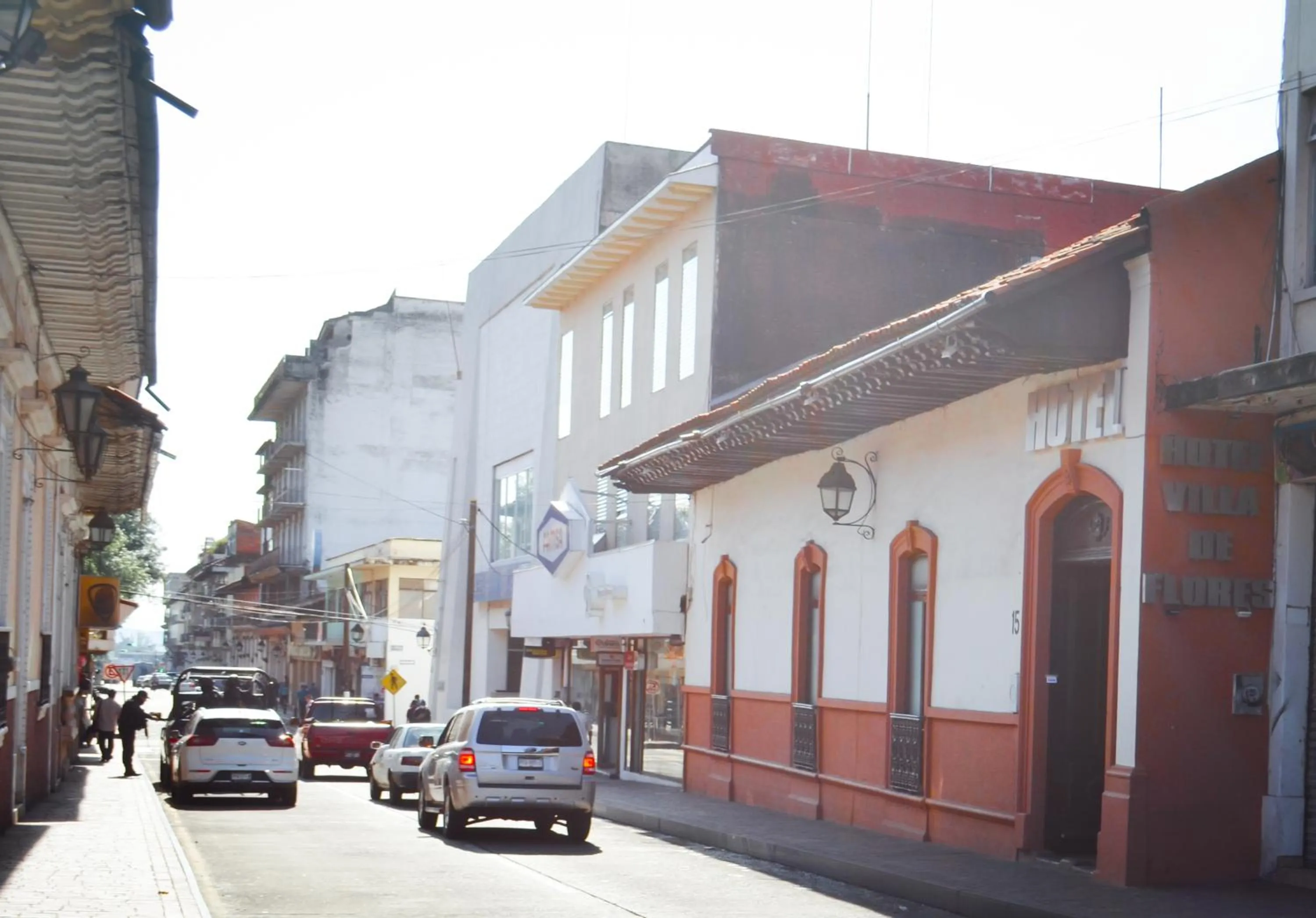 People in Hotel Villa de Flores