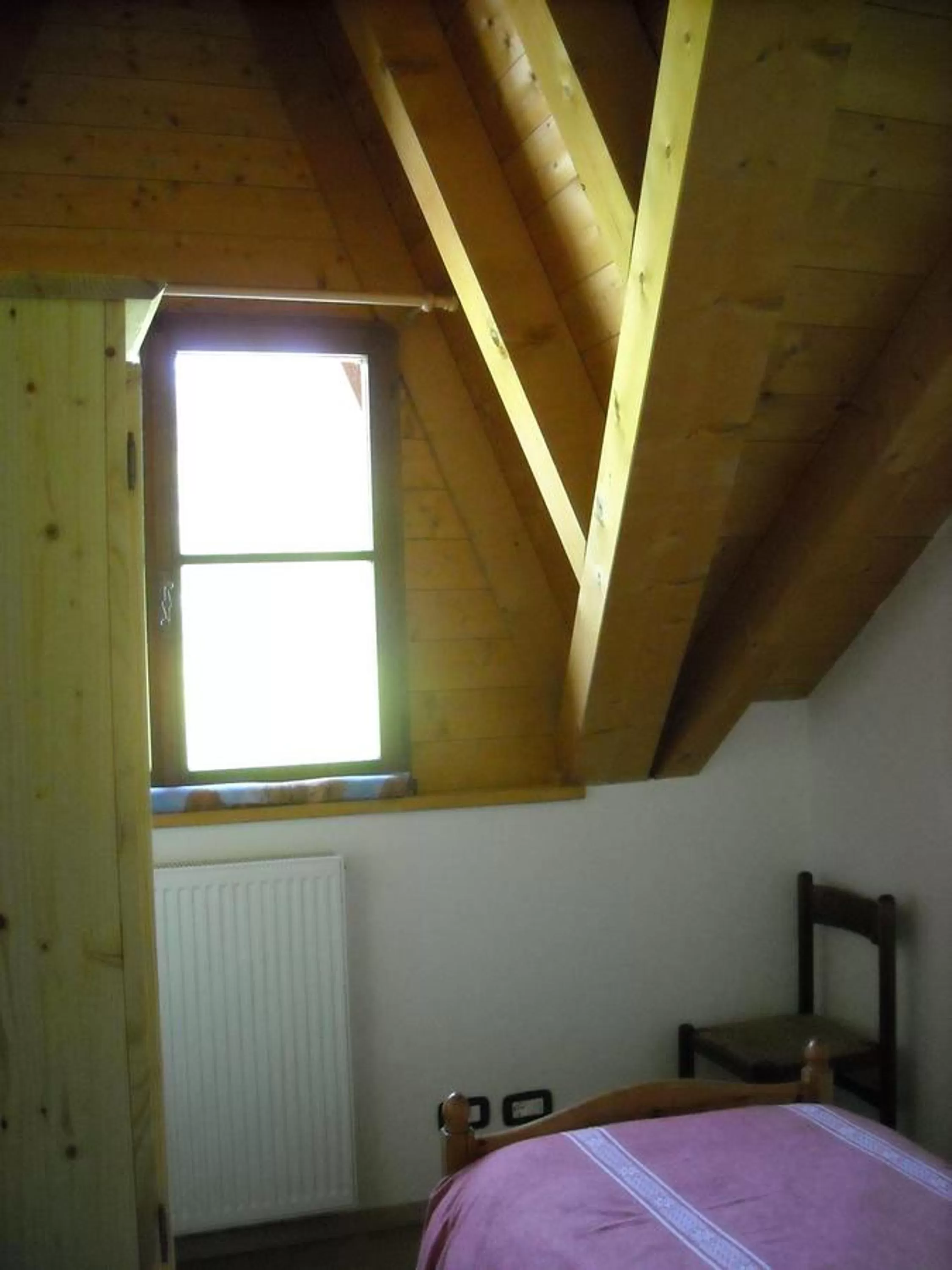 Day, Bed in Al Tajol