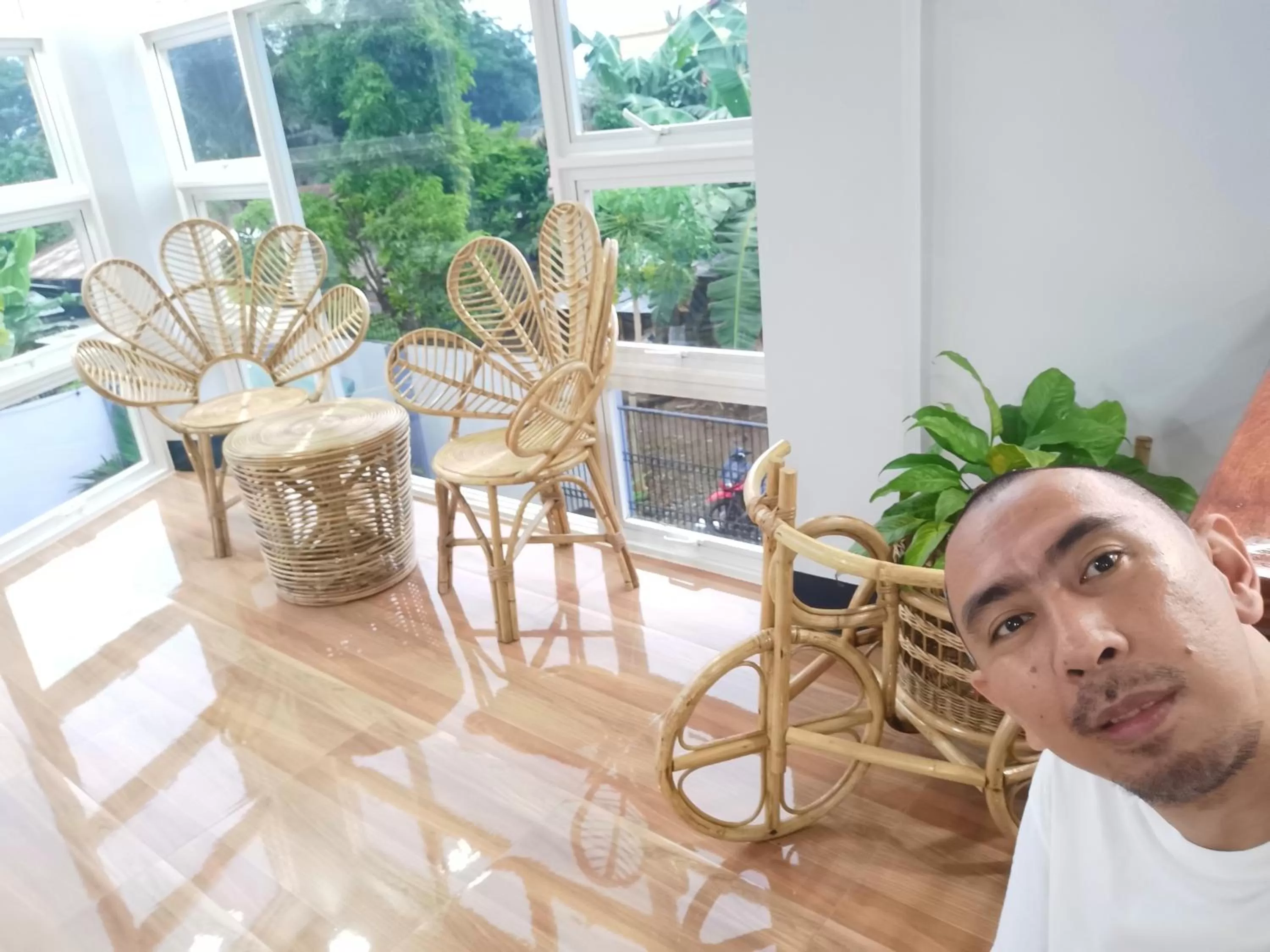 Mongki's Pensionhouse