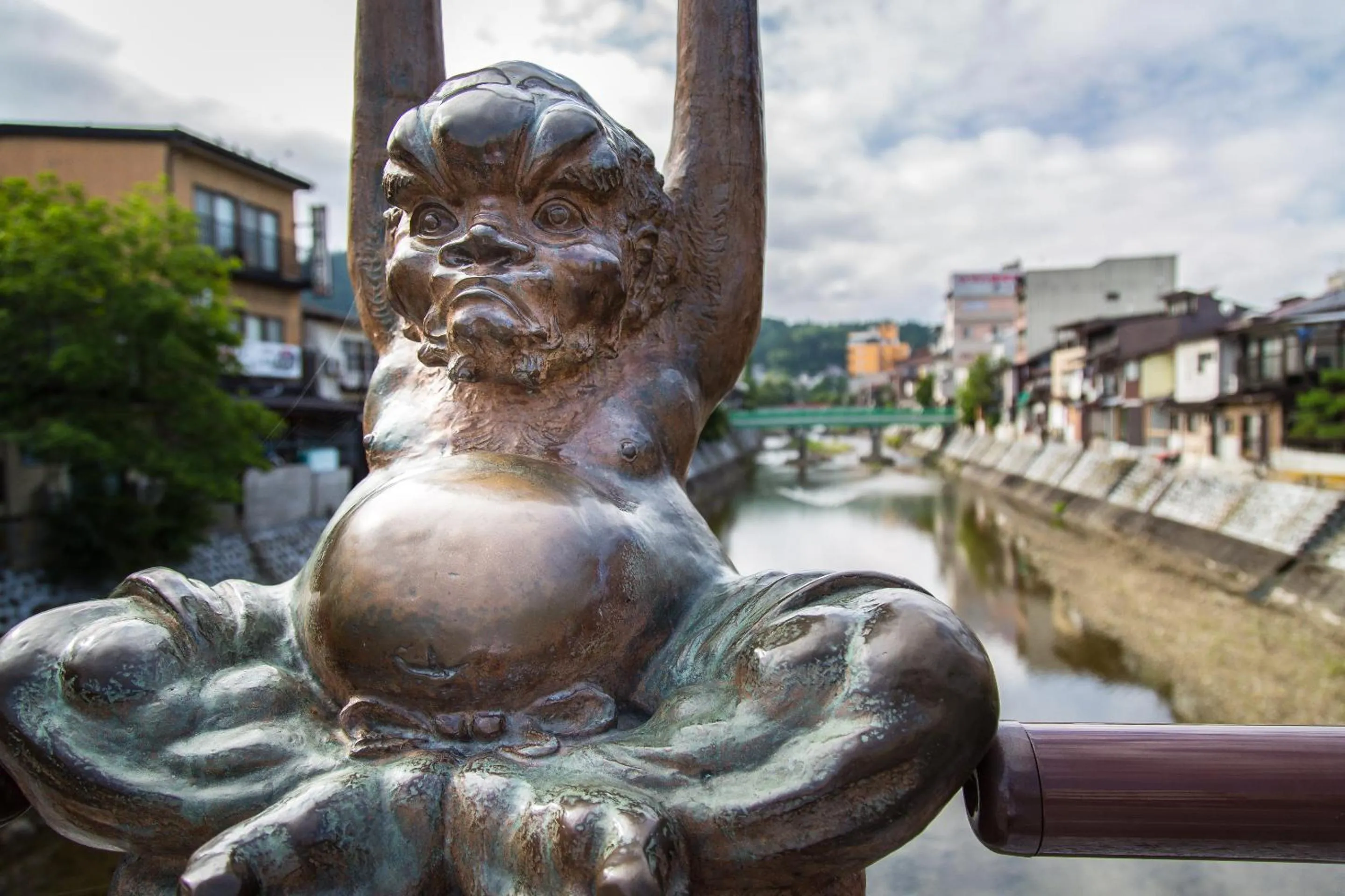 Nearby landmark in Honjin Hiranoya Annex