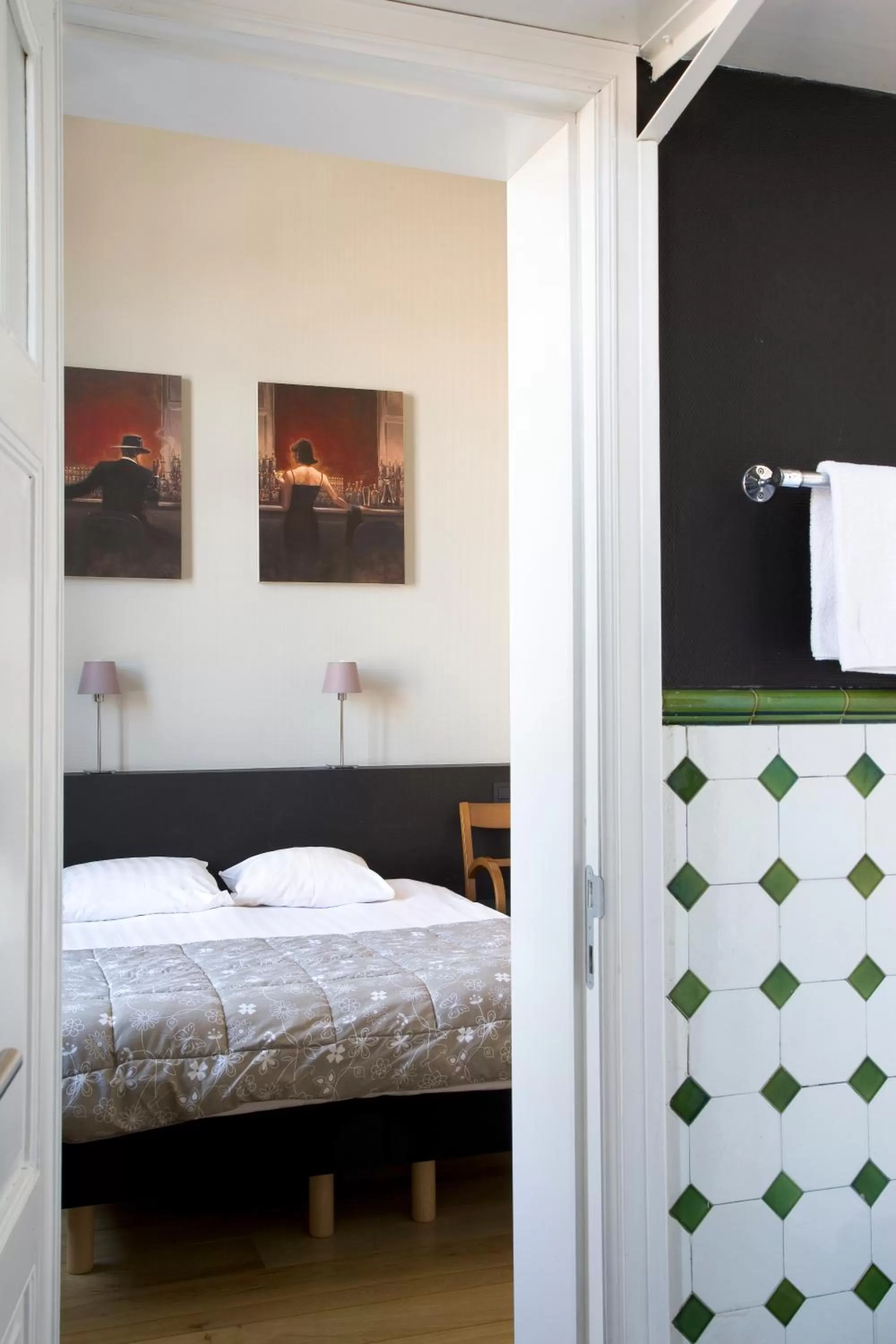 Bed in Hotel La Royale