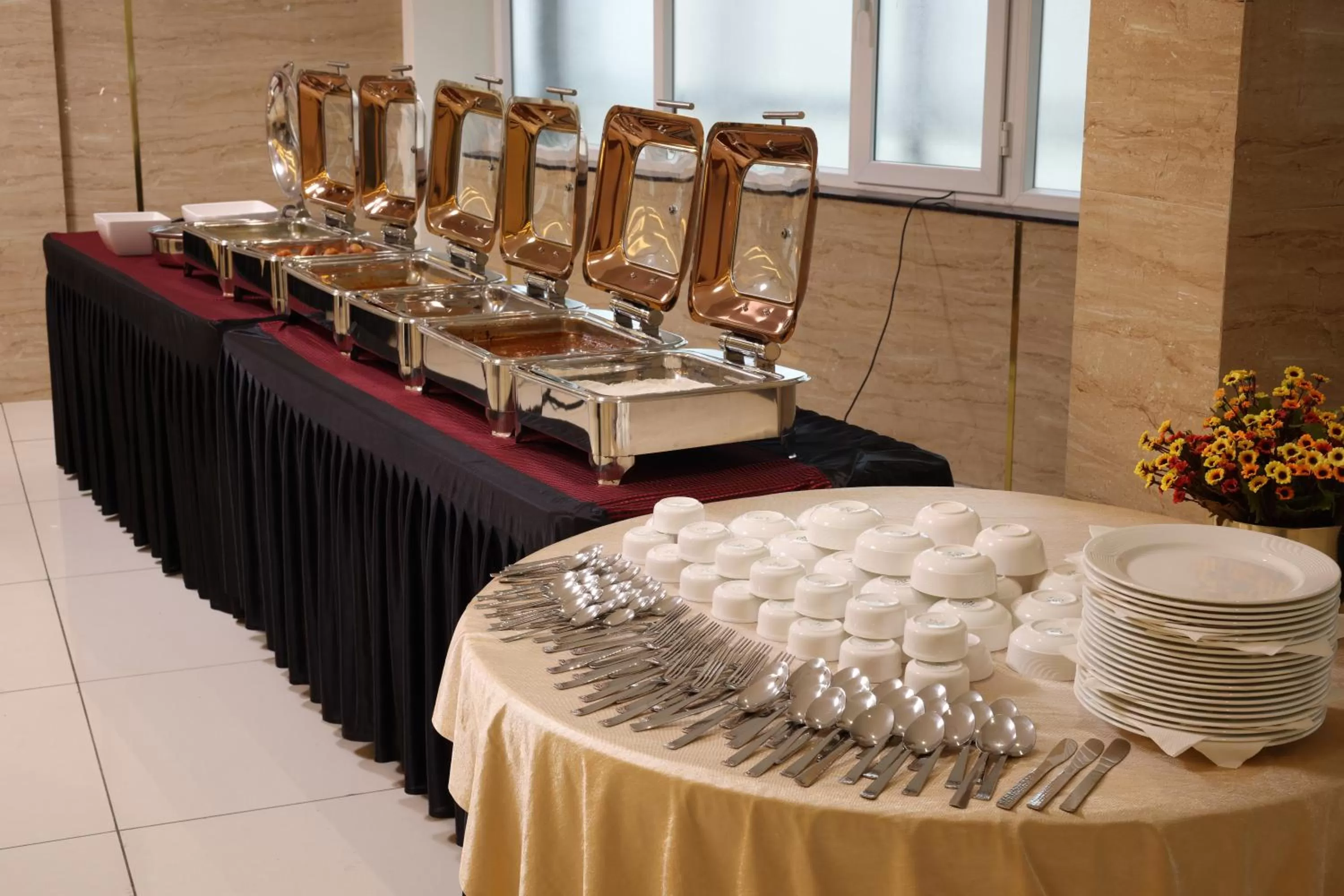 Buffet breakfast in Royal Plaza Suites by RAK Rooms, Mangaluru