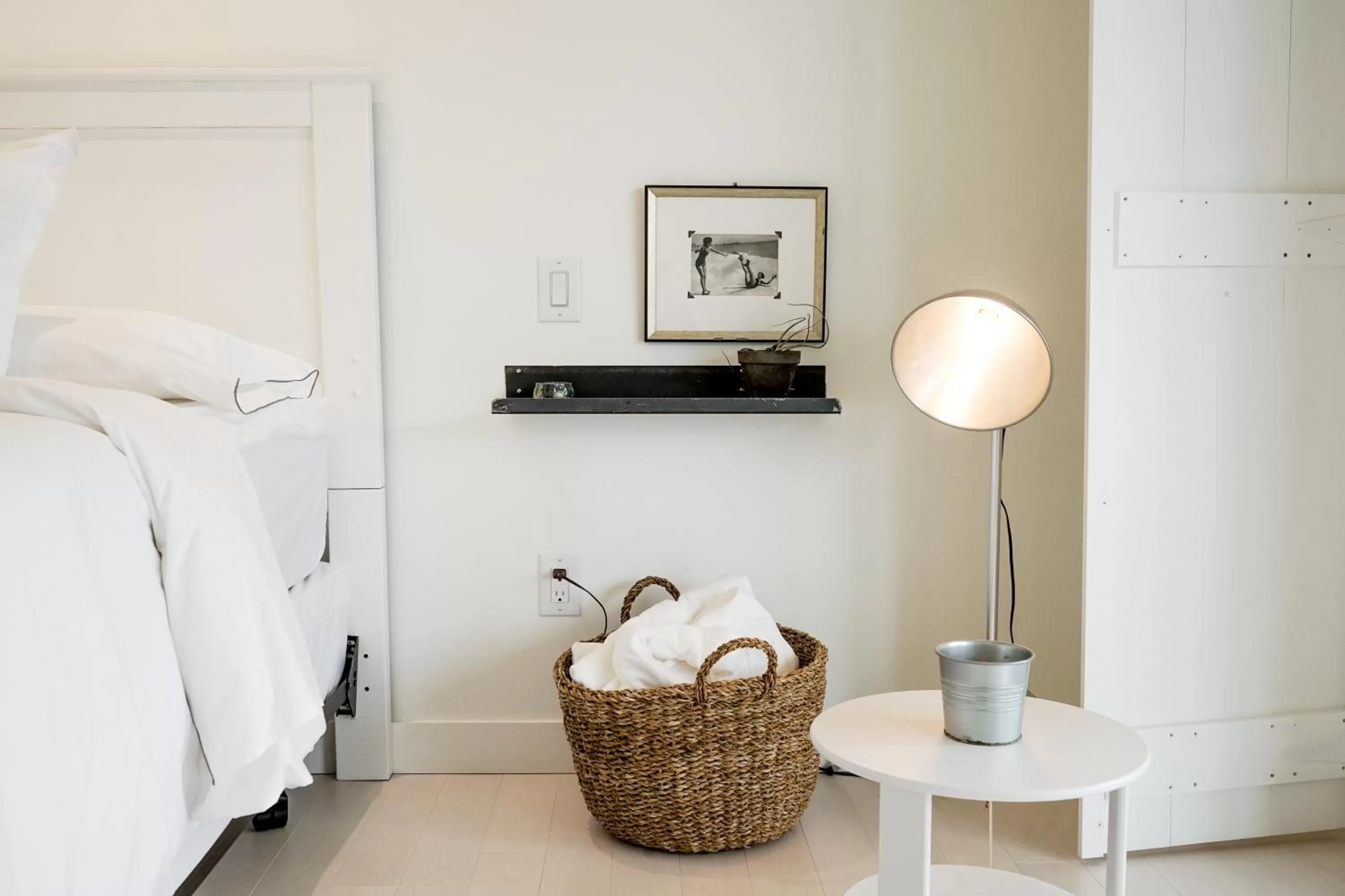 Seating area, Bed in The Lakeside Prince Edward County