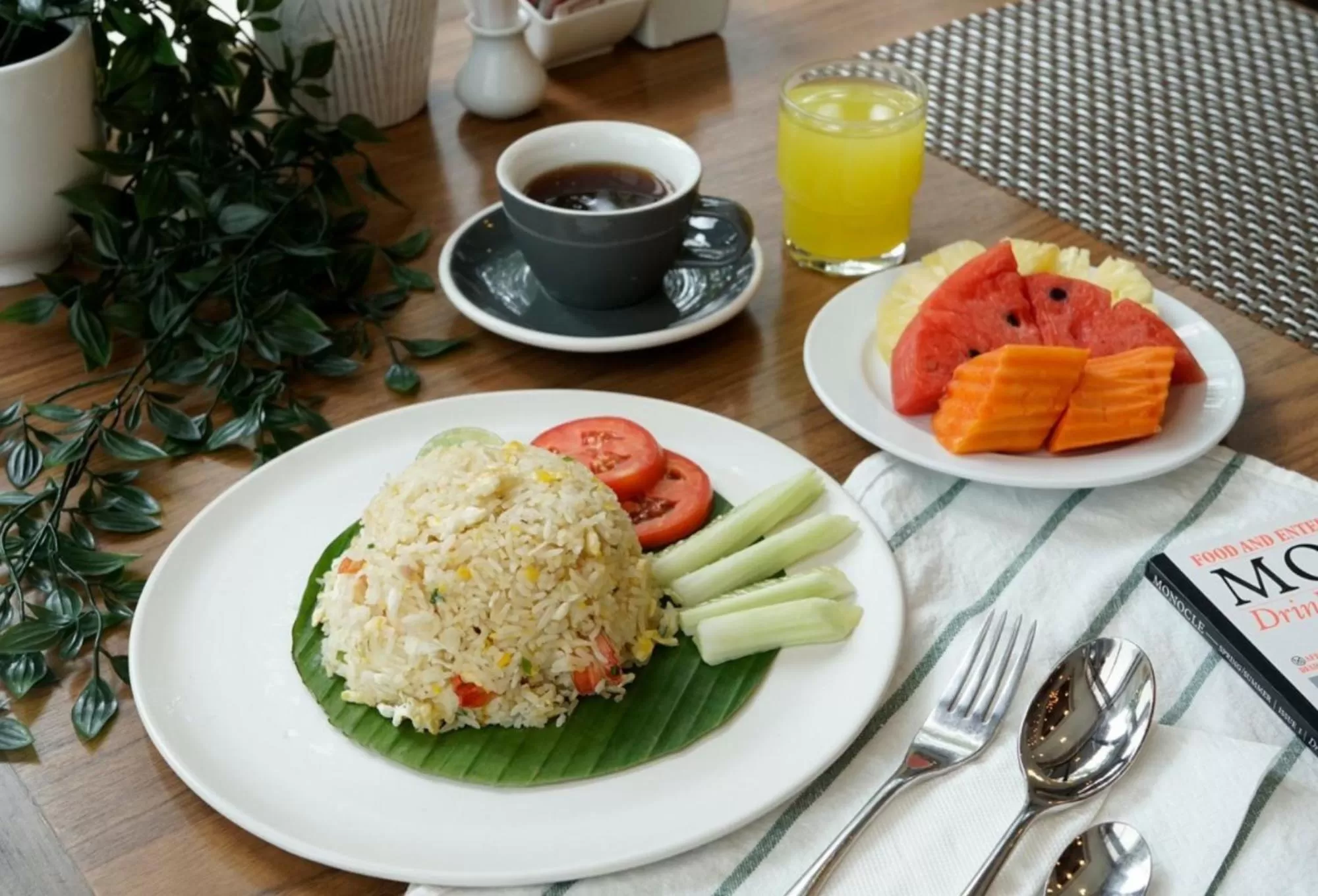 Food and drinks in Cosy Beach Hotel - SHA Extra Plus