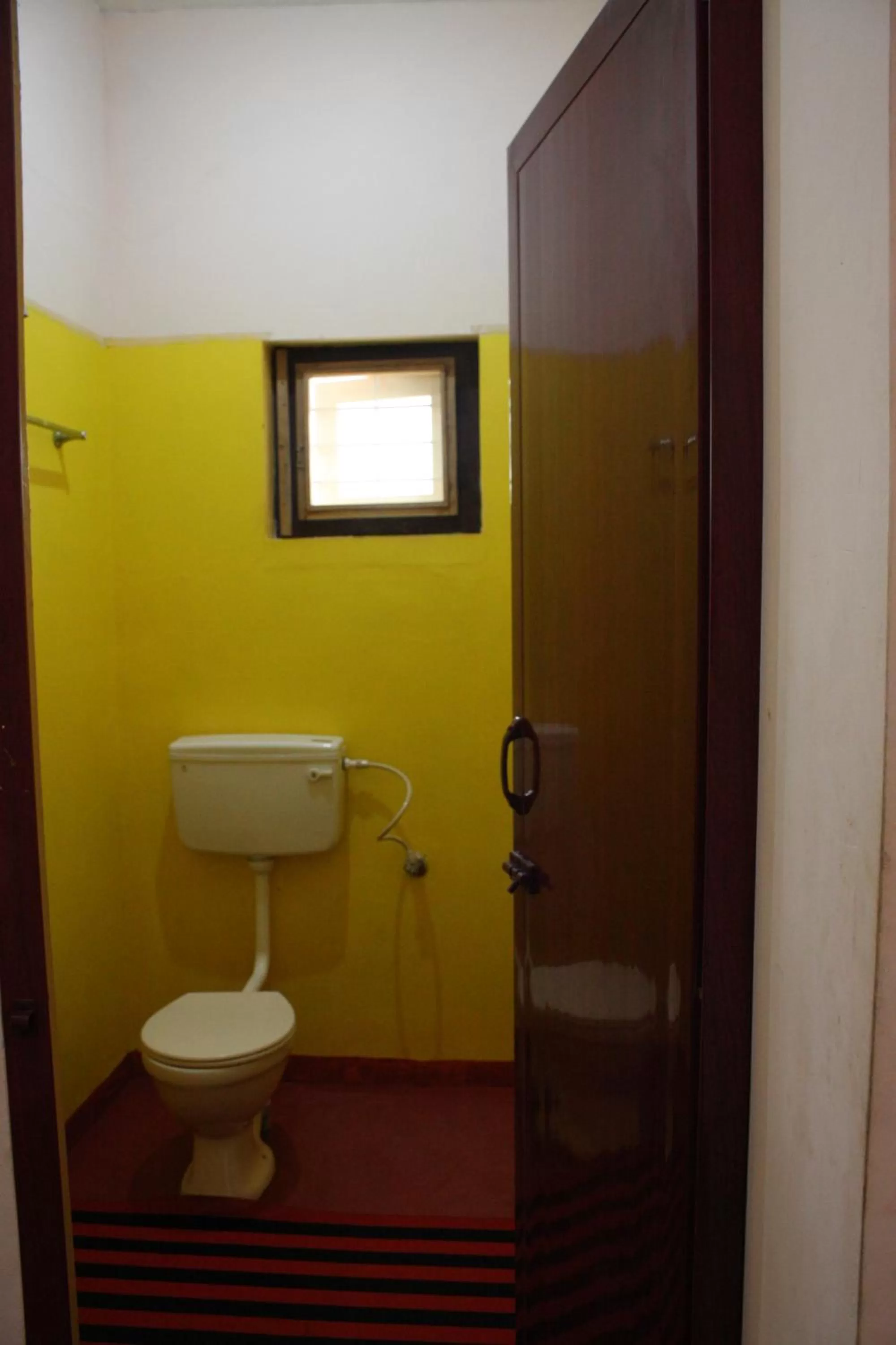 Toilet, Bathroom in Sukriti beach Resort