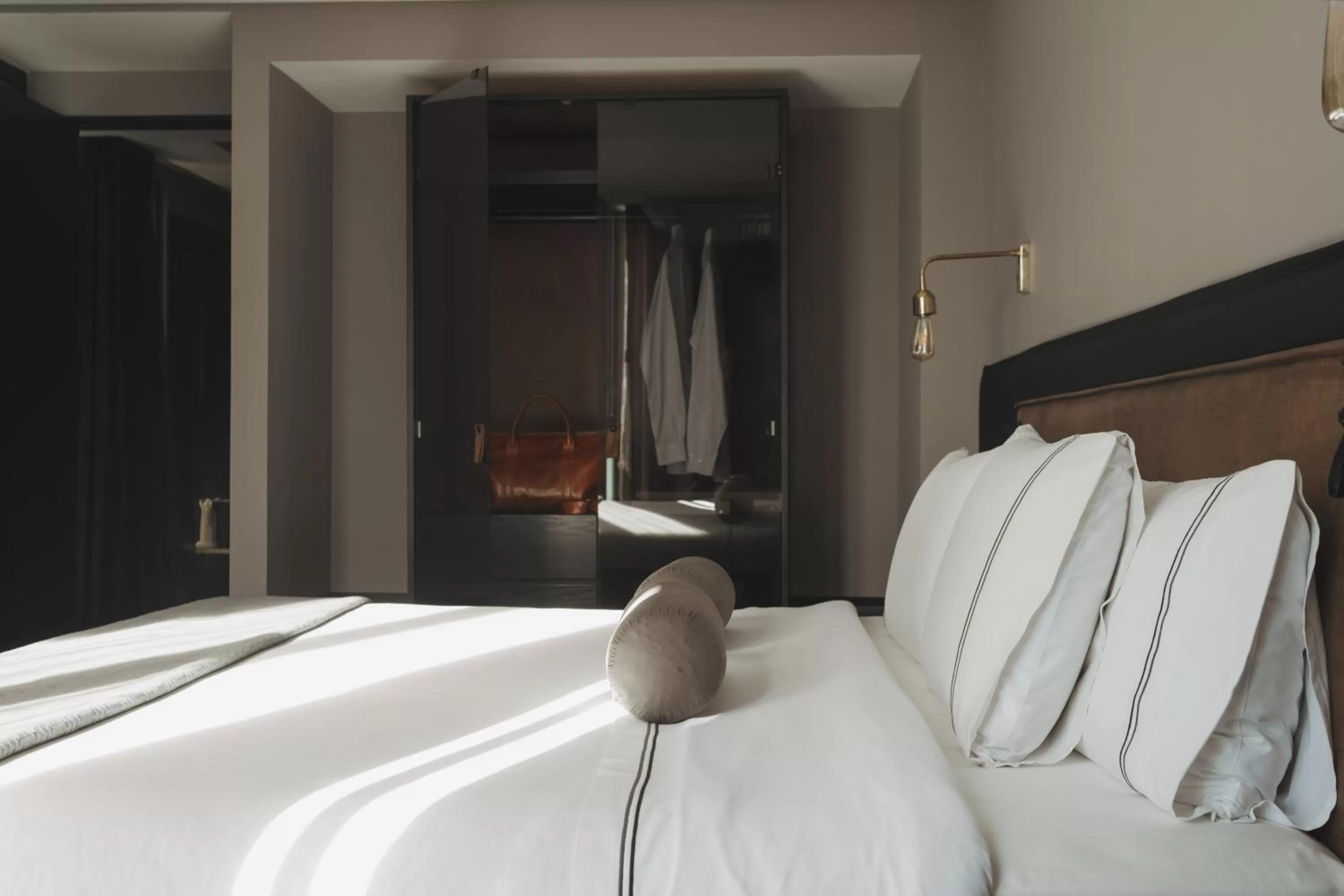 Bed in The Wild Oscar