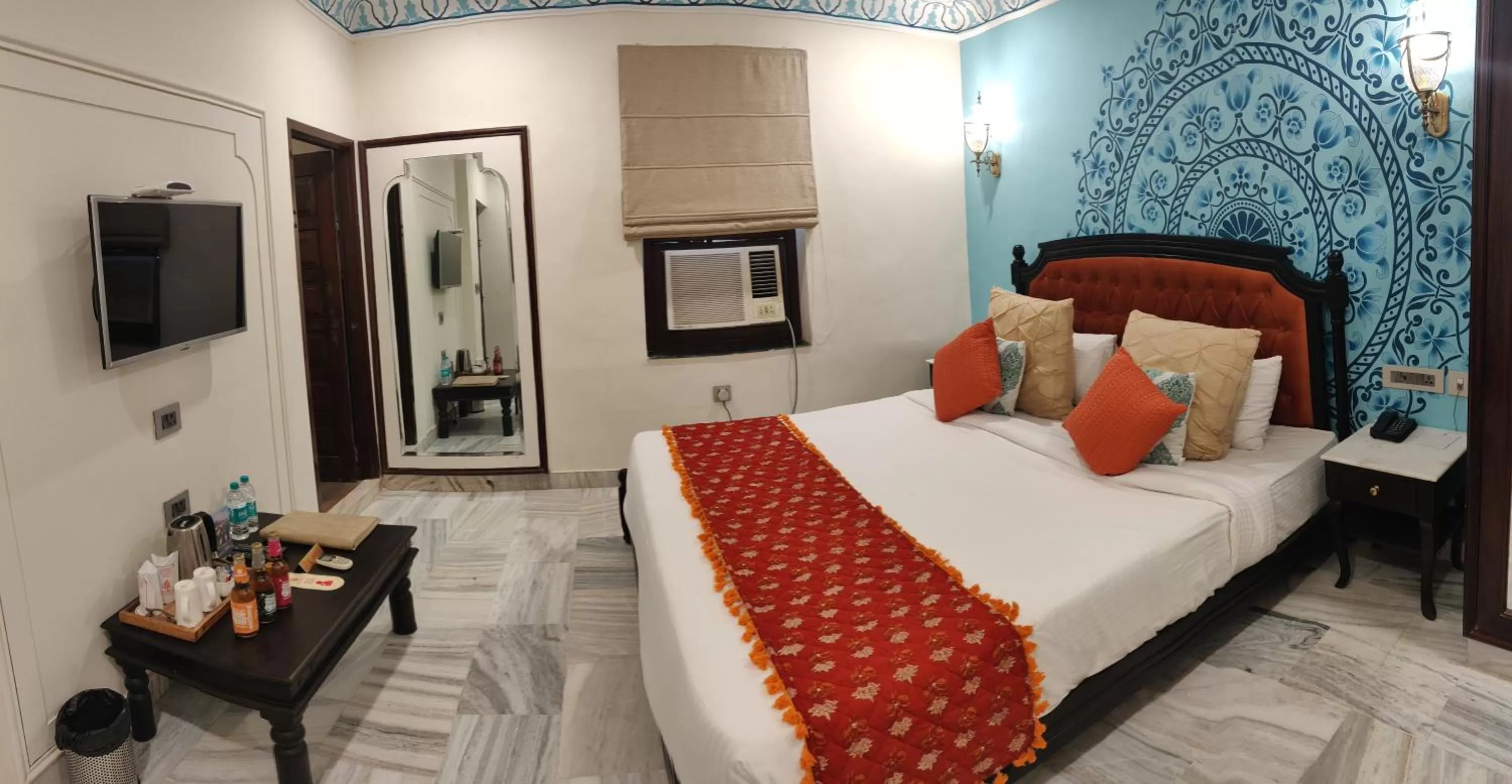 Photo of the whole room, Bed in Laxmi Palace Heritage Boutique Hotel