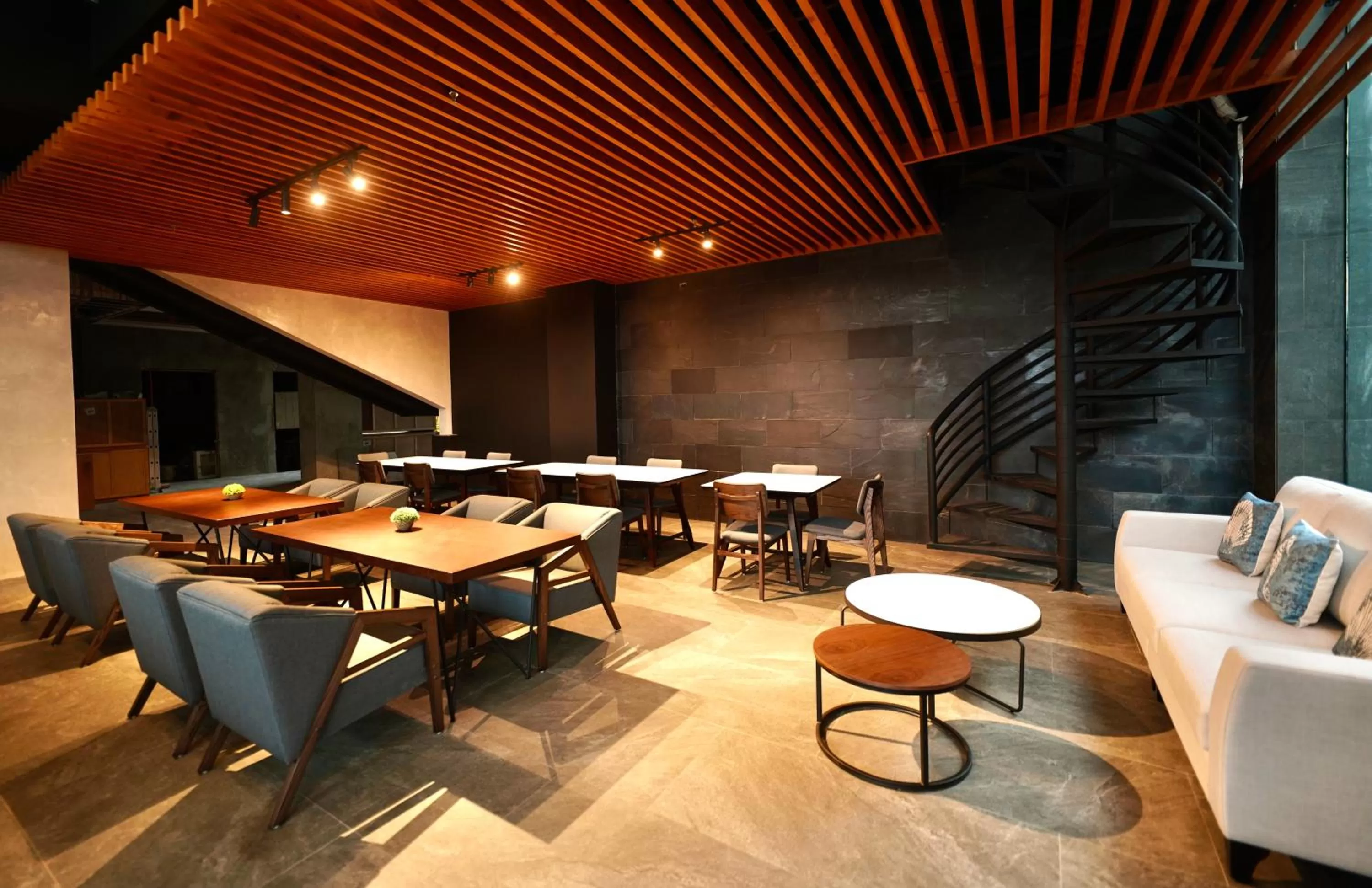 Restaurant/places to eat in H Hotel El Nido - Vegan Friendly Hotel Managed by H Hospitality Group