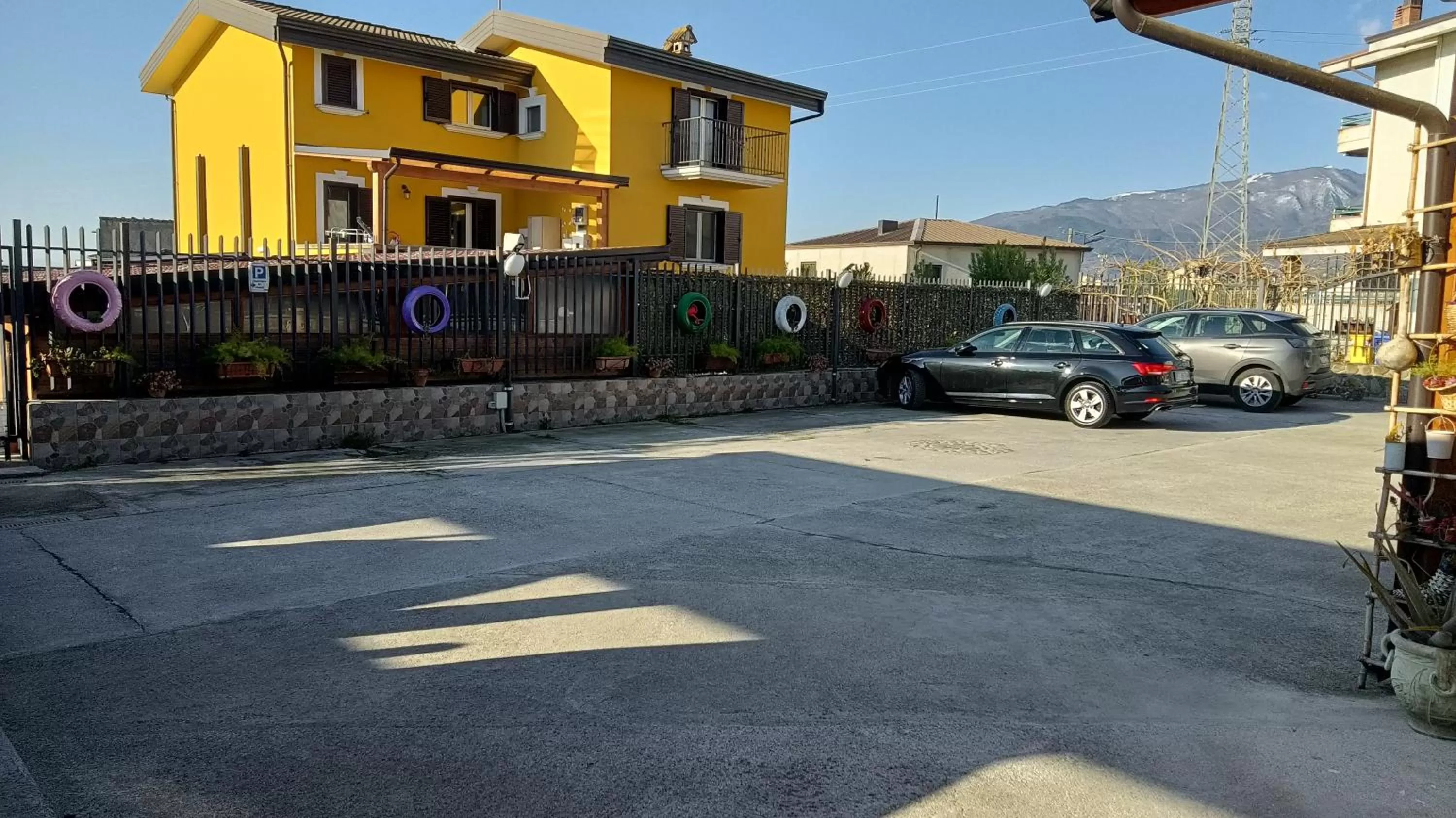 Parking in Il Laghetto