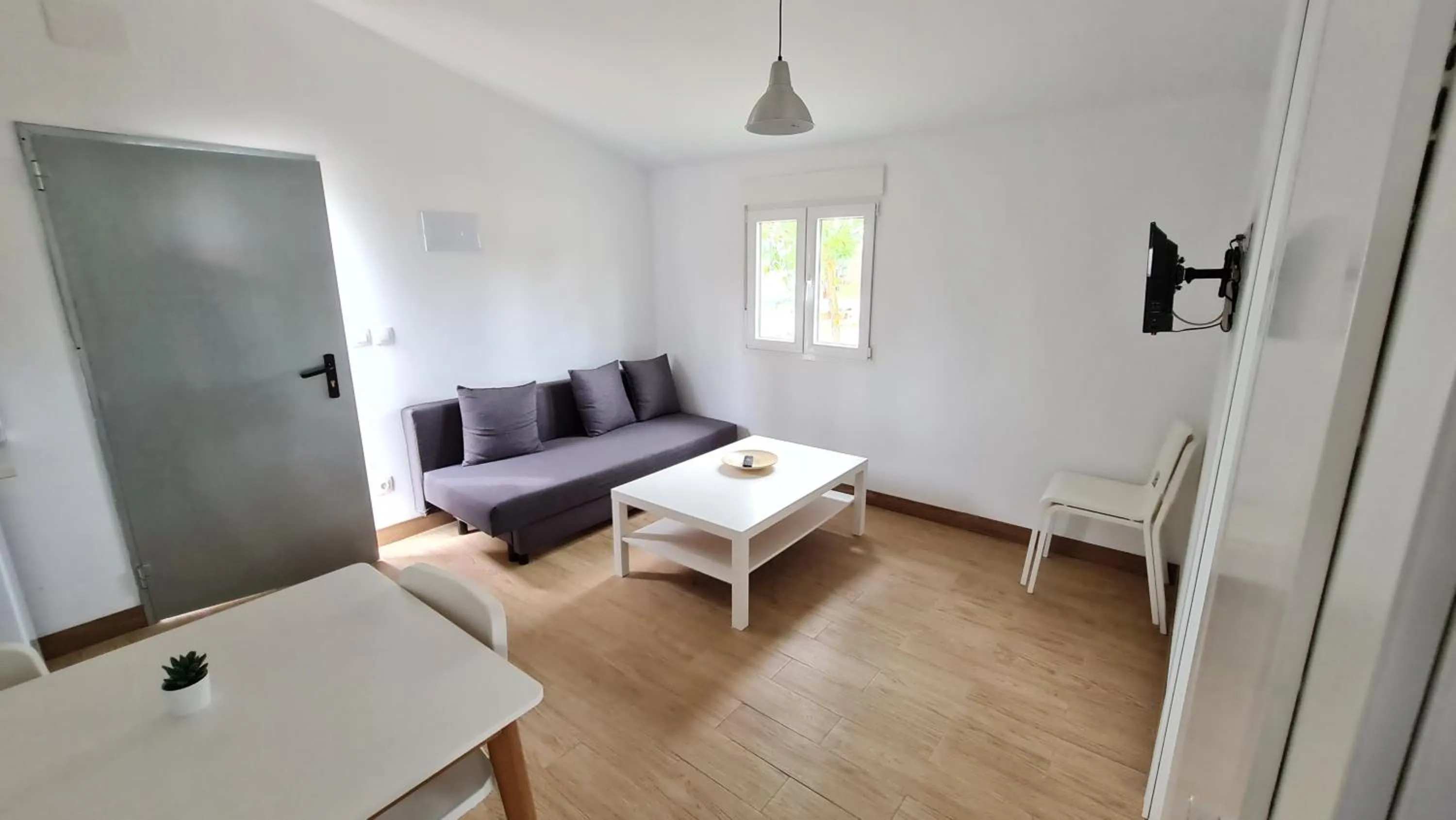 Sabiñanigo Camp & Hotel