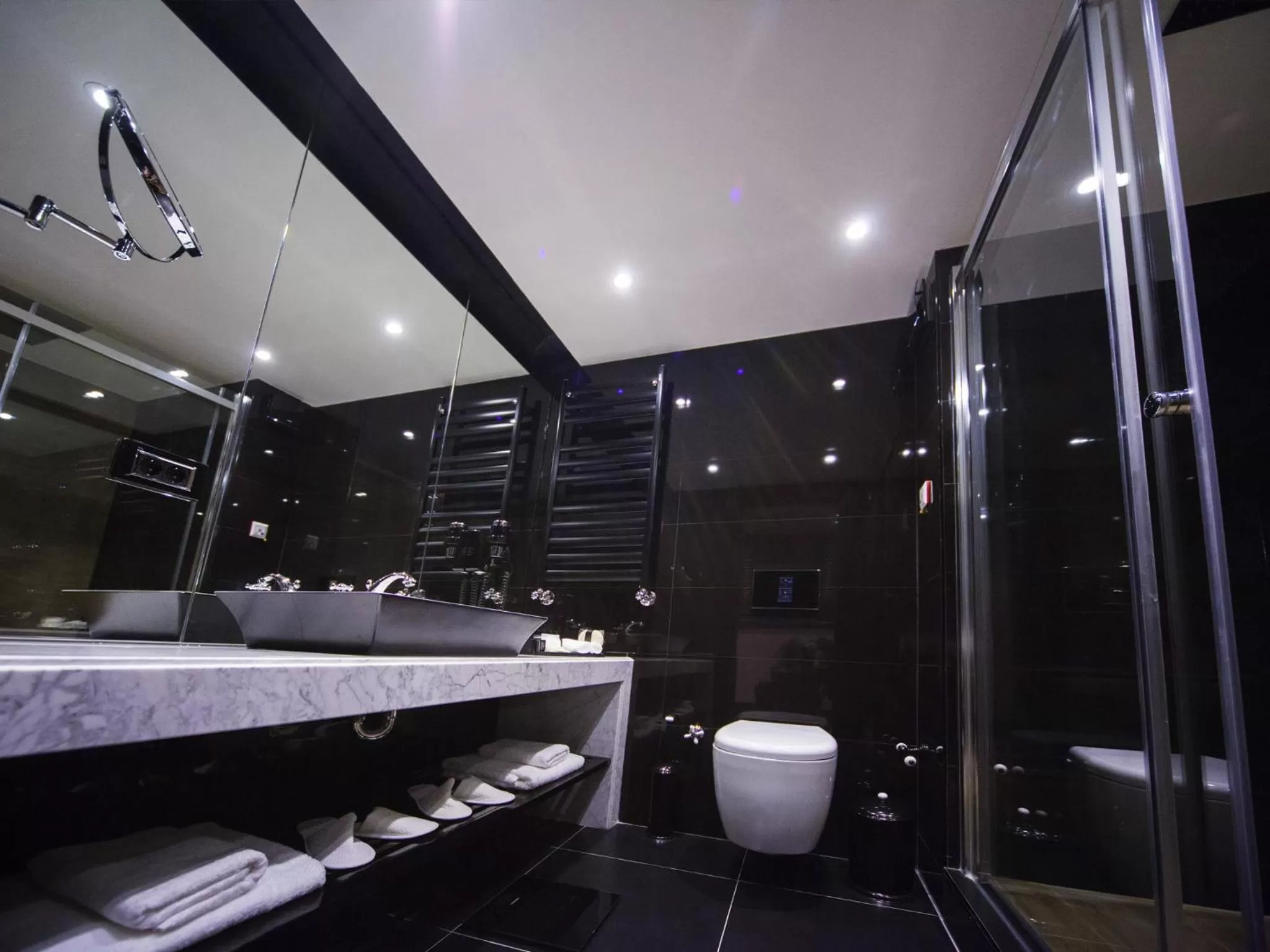 Shower in Nordstern Hotel Galata