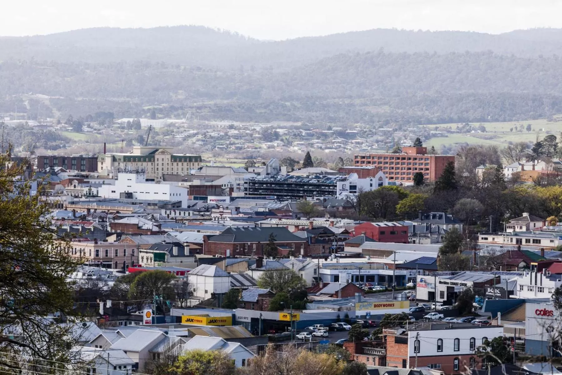 City view in The Dragonfly Inn