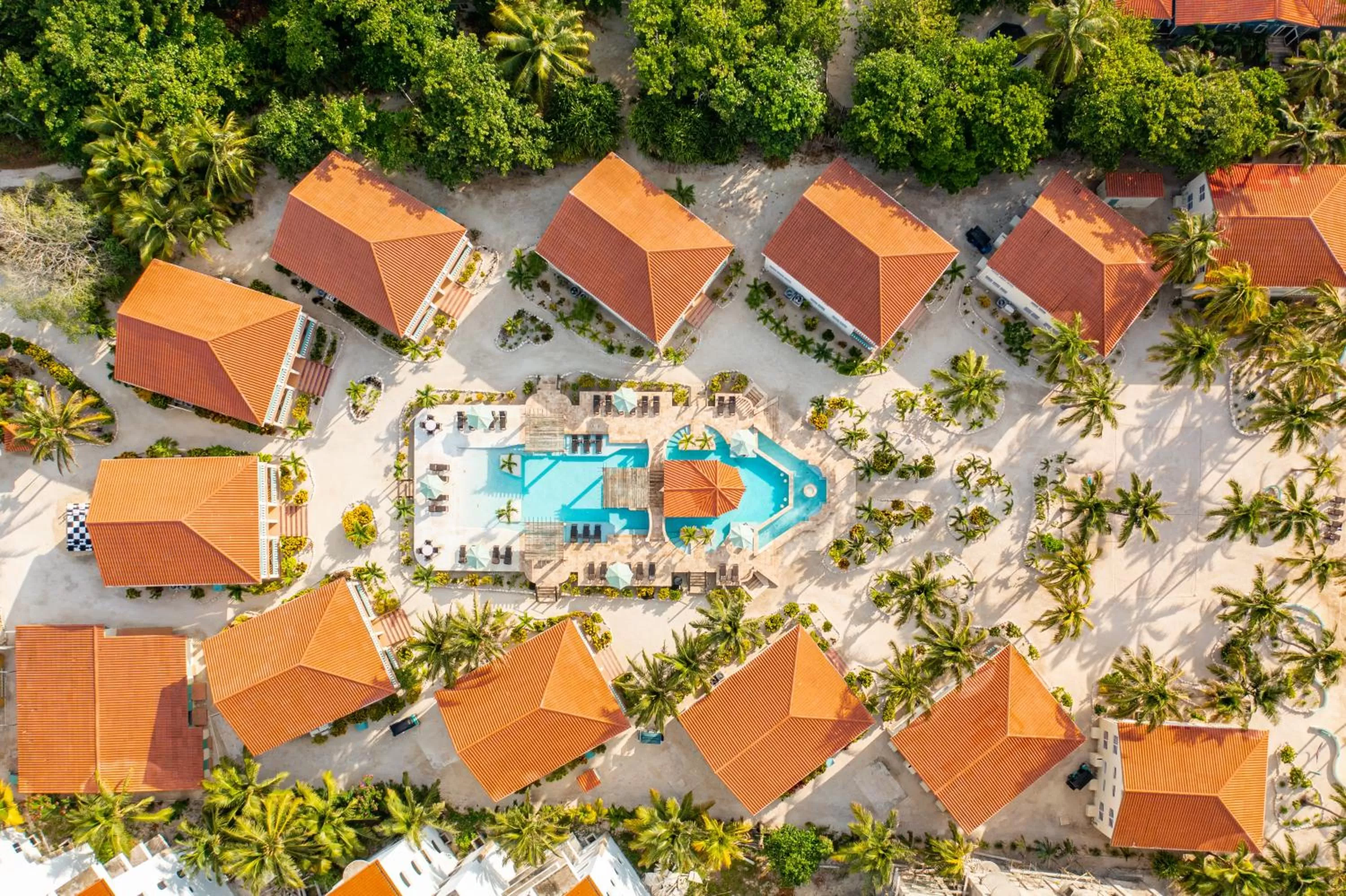 Property building in Belizean Shores Resort