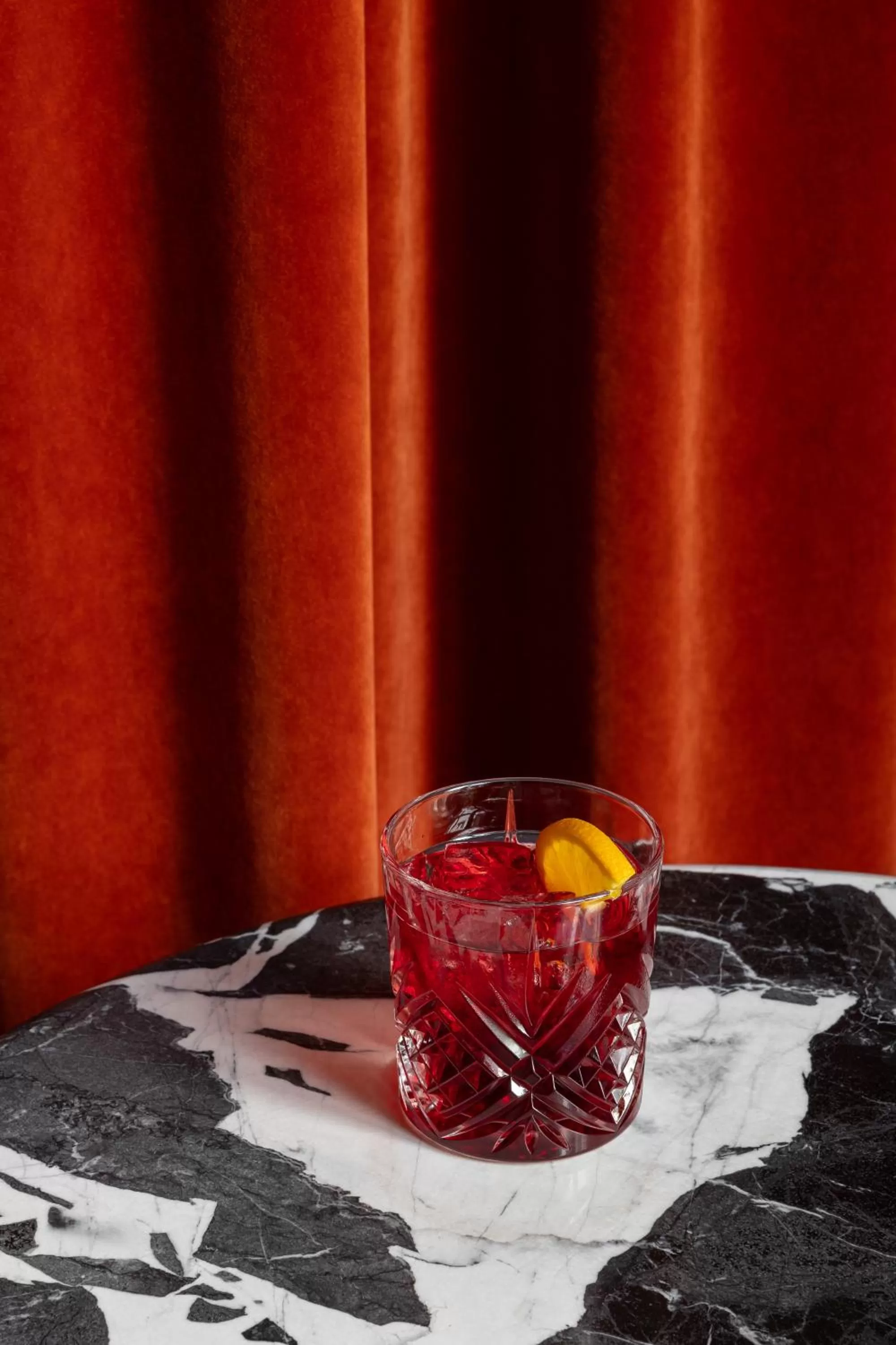 Food and drinks in Hotel Le Place d'Armes - Relais & Châteaux