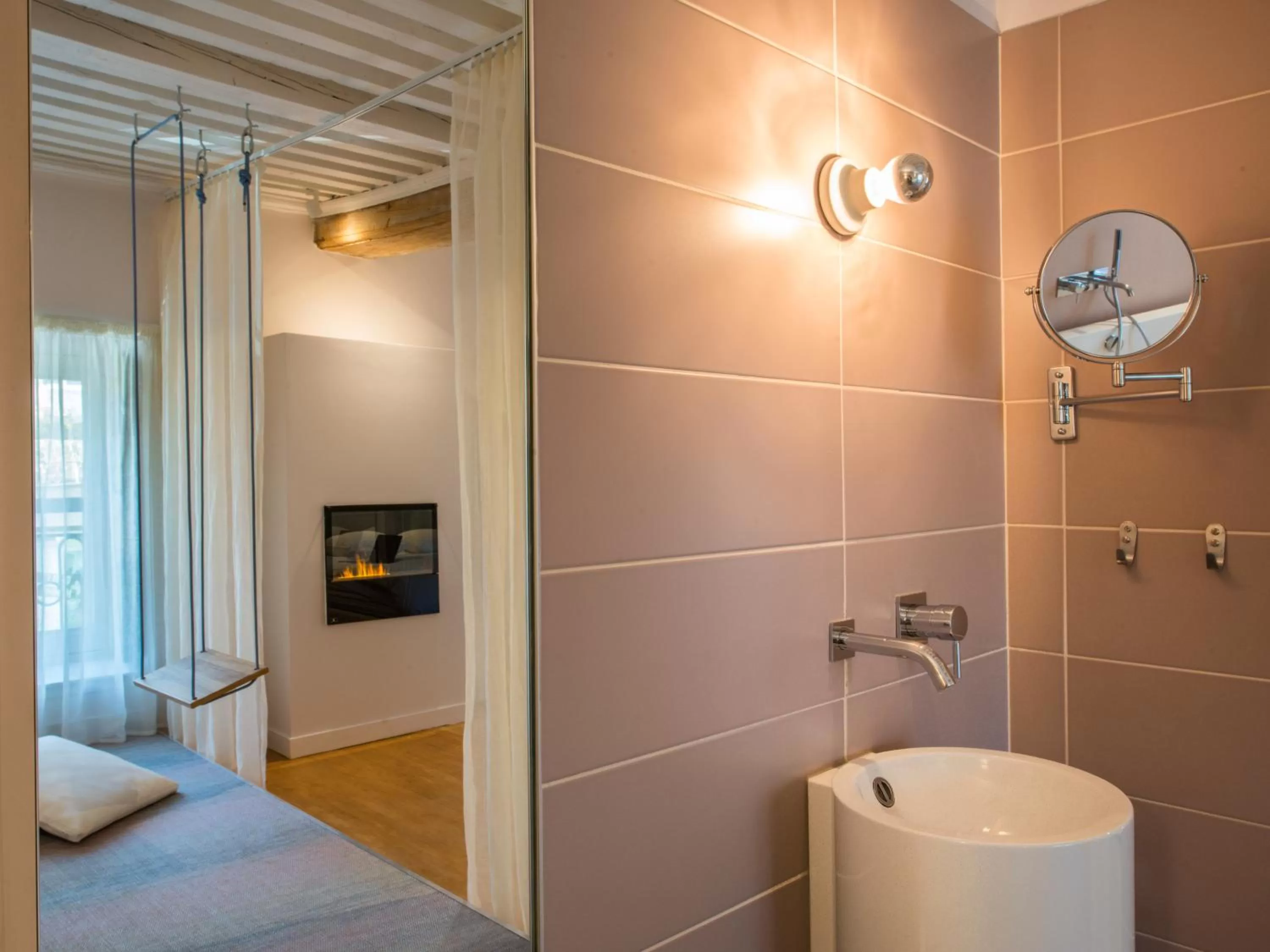 Bathroom in MiHotel Sala