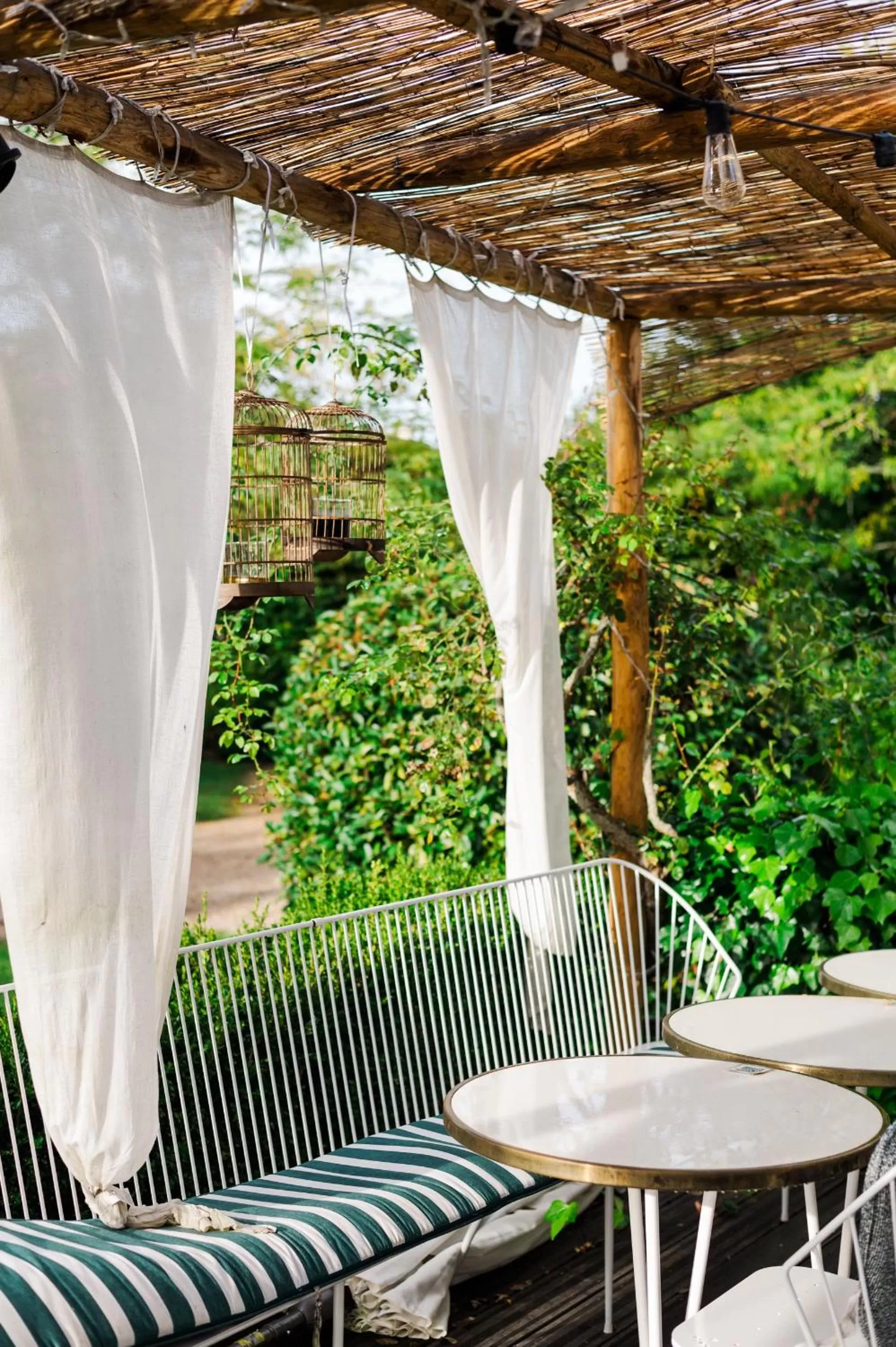 Restaurant/places to eat in Domaine de Bellevue, The Originals Relais