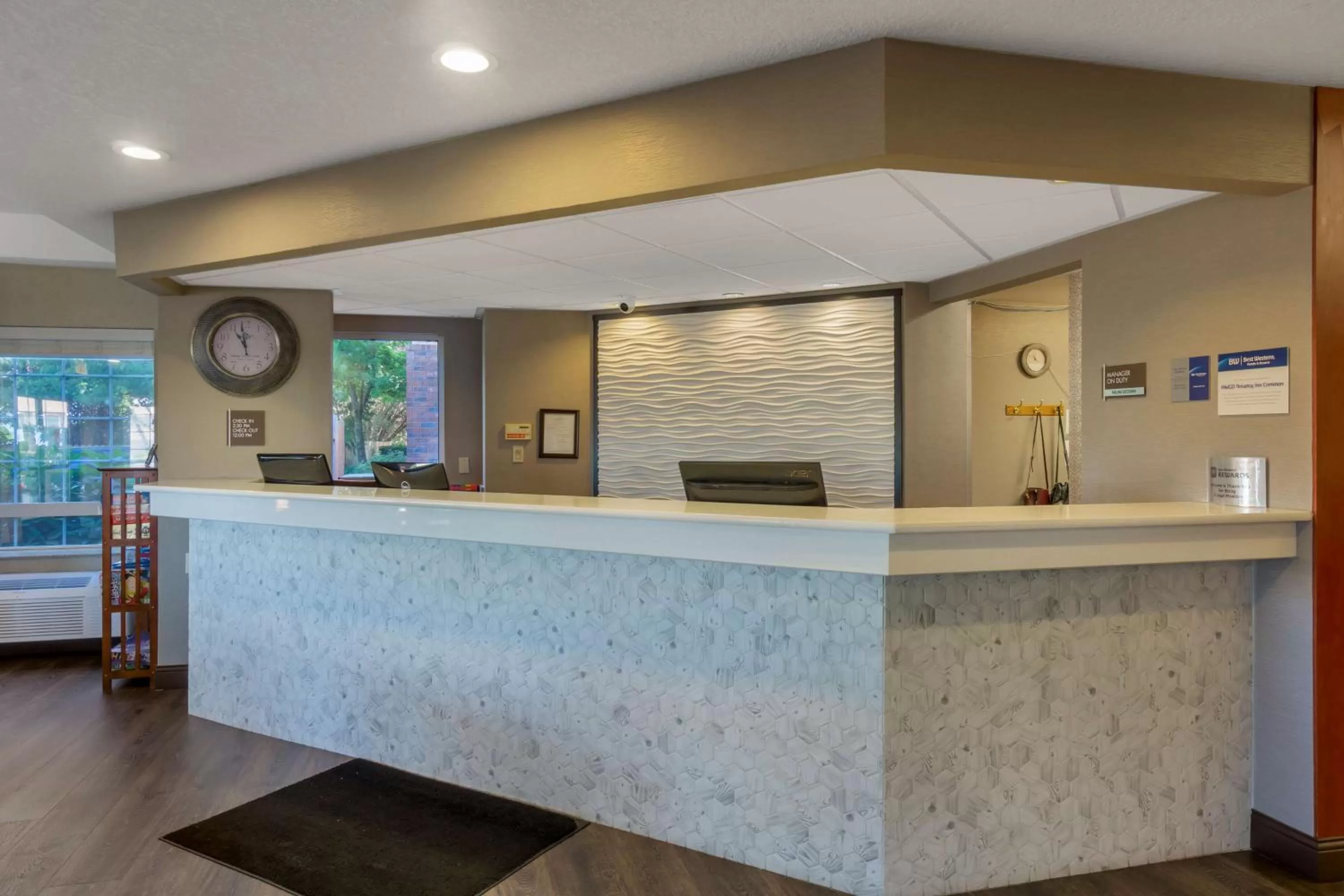 Lobby or reception in Best Western Plus Park Place Inn & Suites