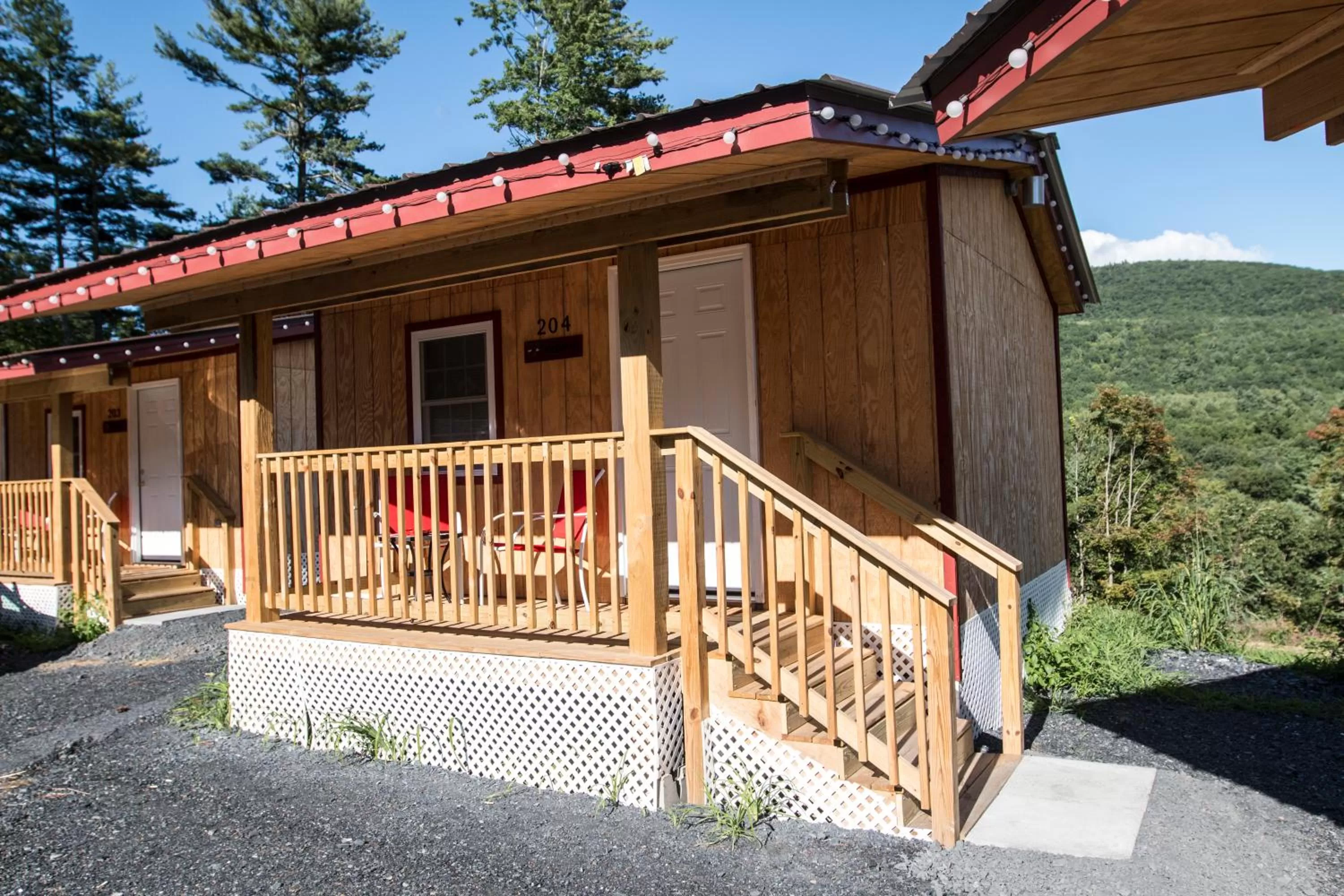 King Hendrick Motel and Suites