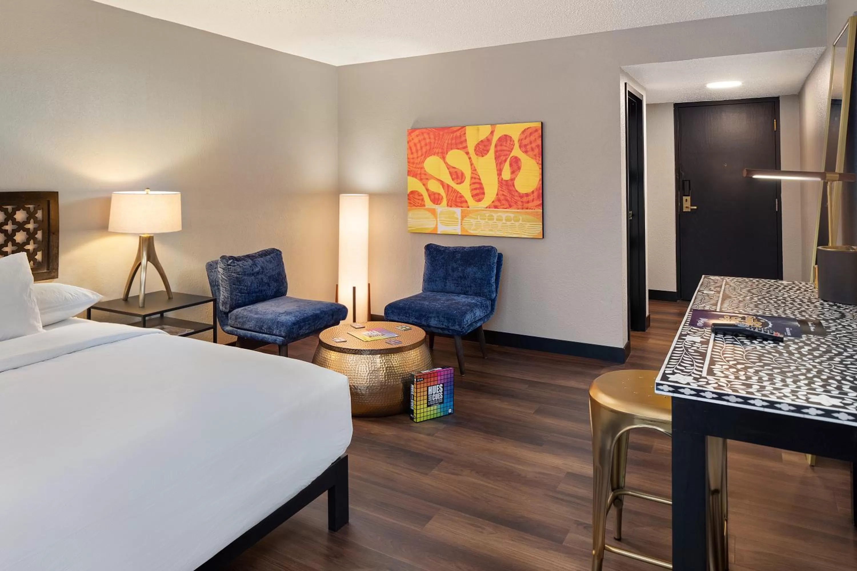 Bed in The Highlander Hotel, Ascend Hotel Collection