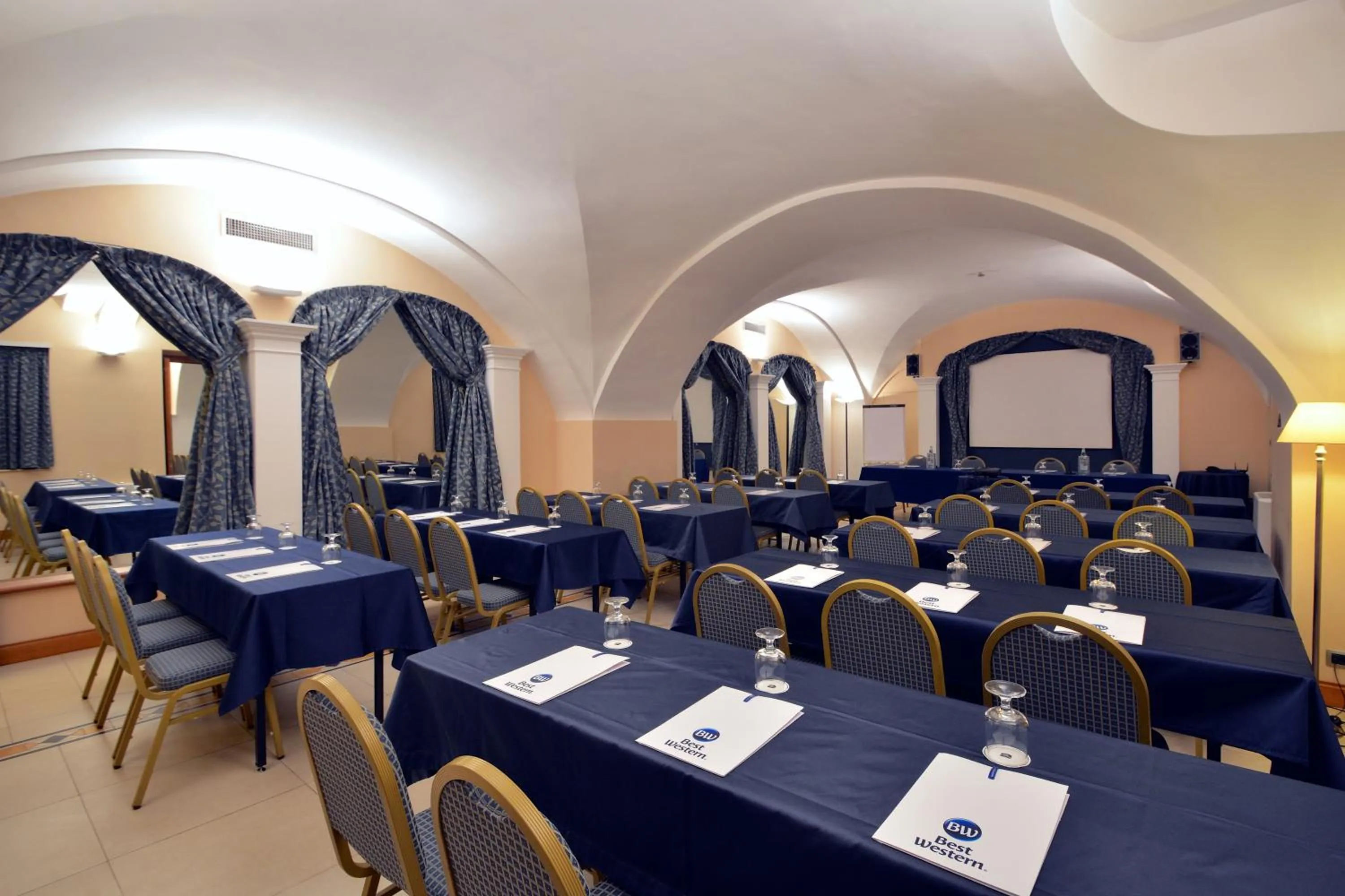 Business facilities in Best Western Hotel Genio
