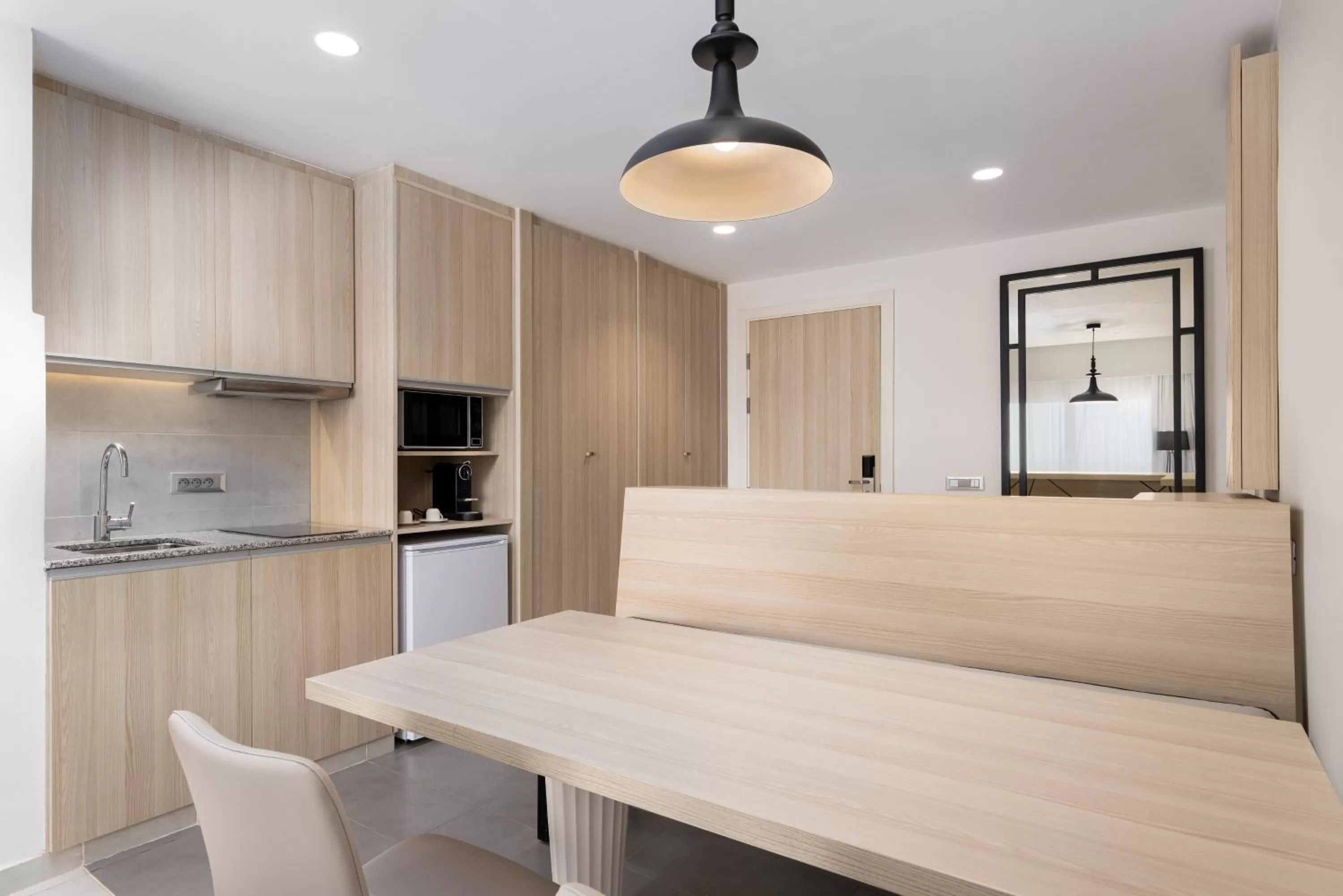 Kitchen or kitchenette in Radisson Blu Residences, Saidia