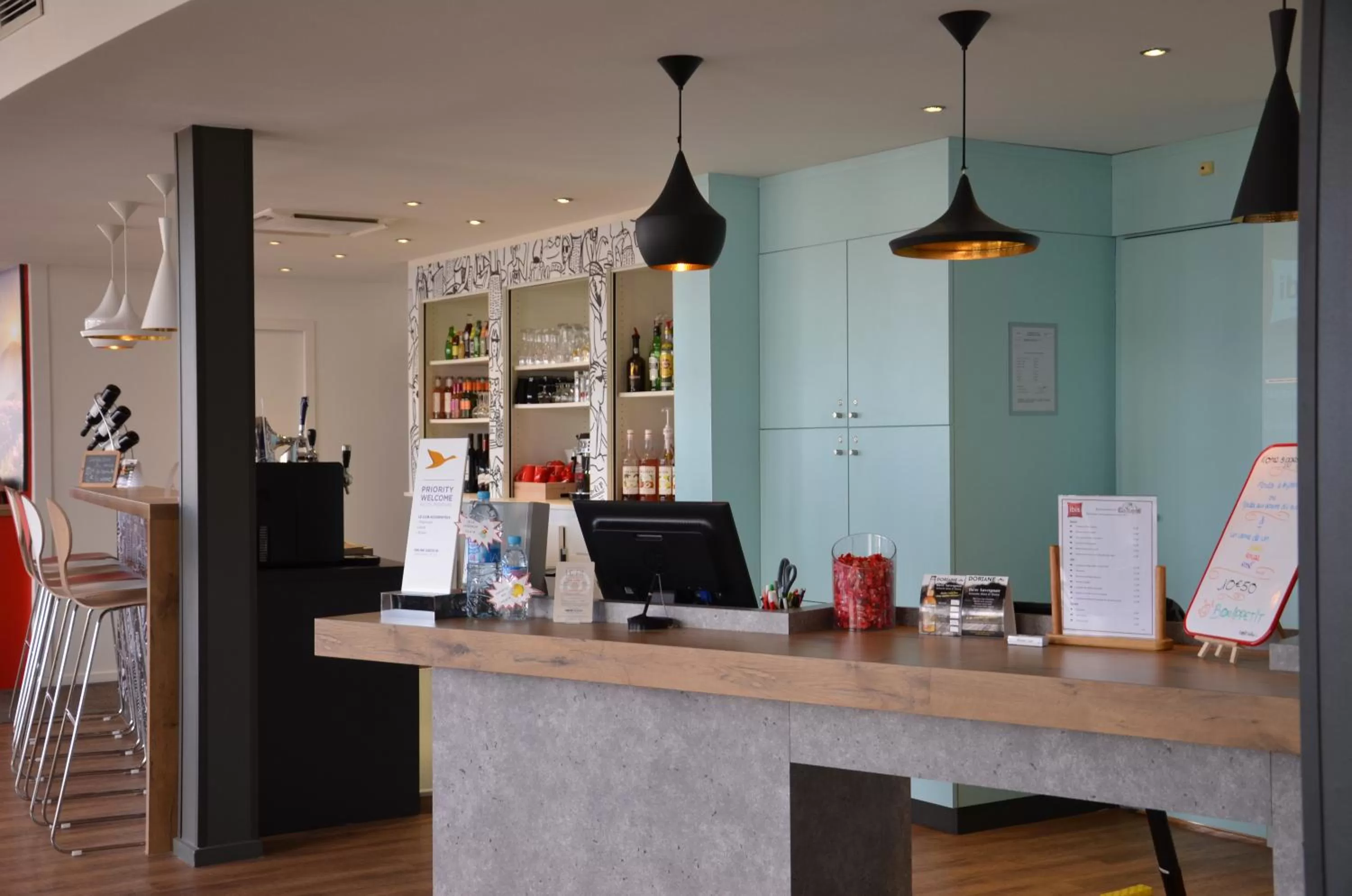 Lobby or reception in ibis Issoire