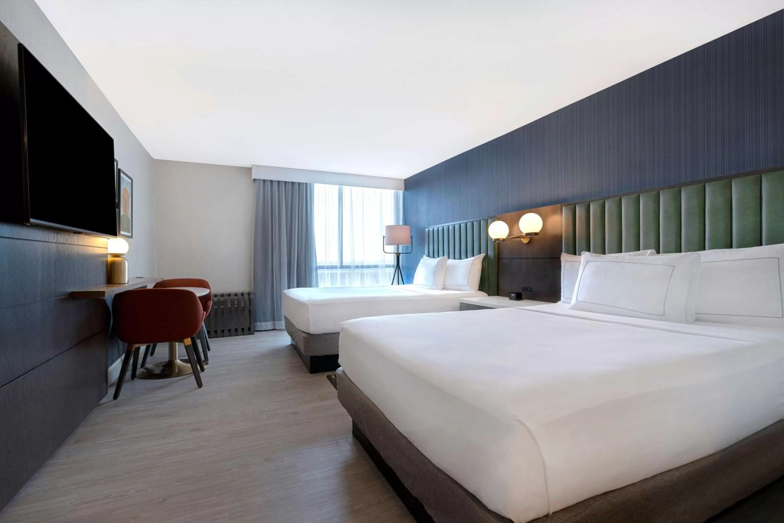 Bed in Doubletree By Hilton Palmdale, Ca