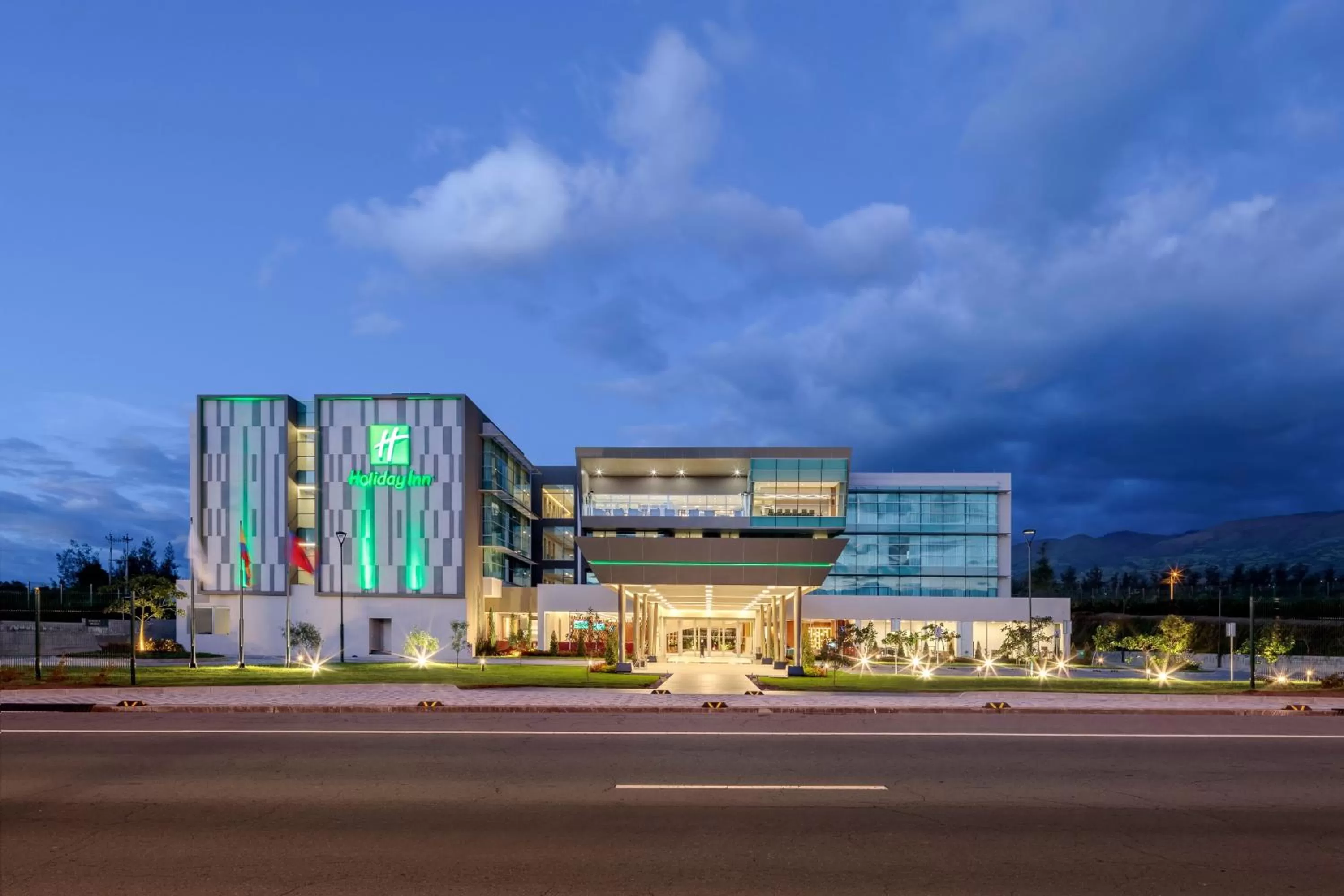 Property building in Holiday Inn - Quito Airport by IHG