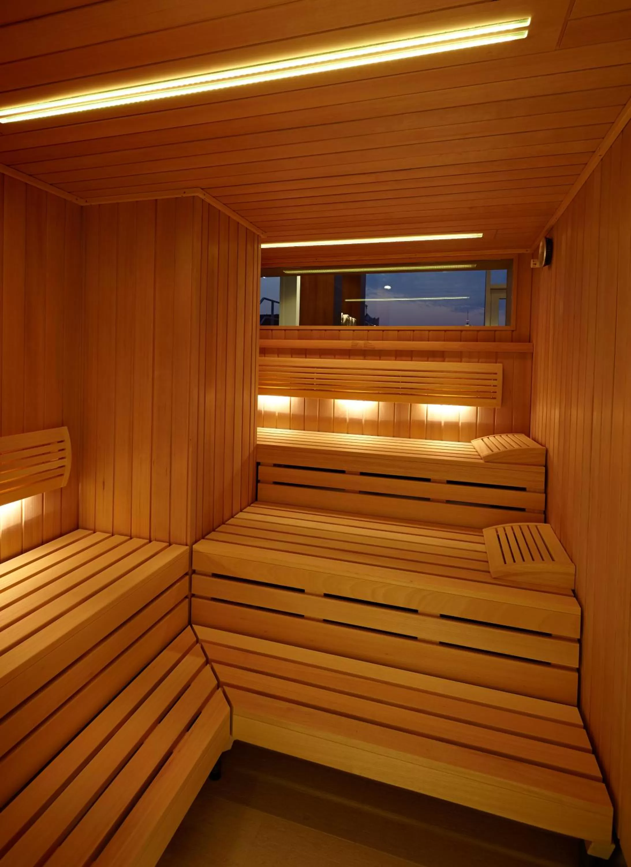 Spa and wellness centre/facilities in AMERON Hamburg Hotel Speicherstadt