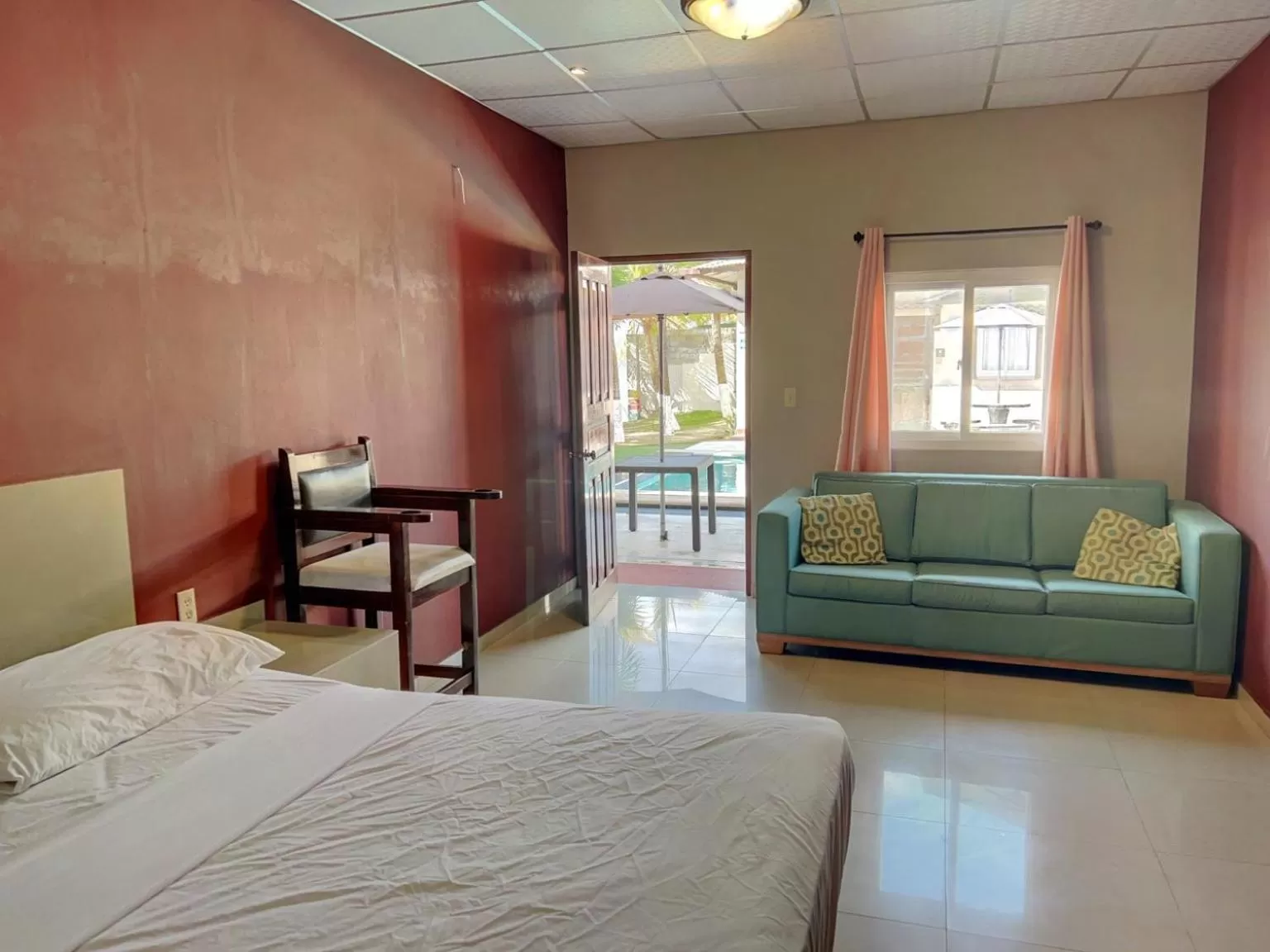 Bed in Big Daddy's Beach Club & Hotel