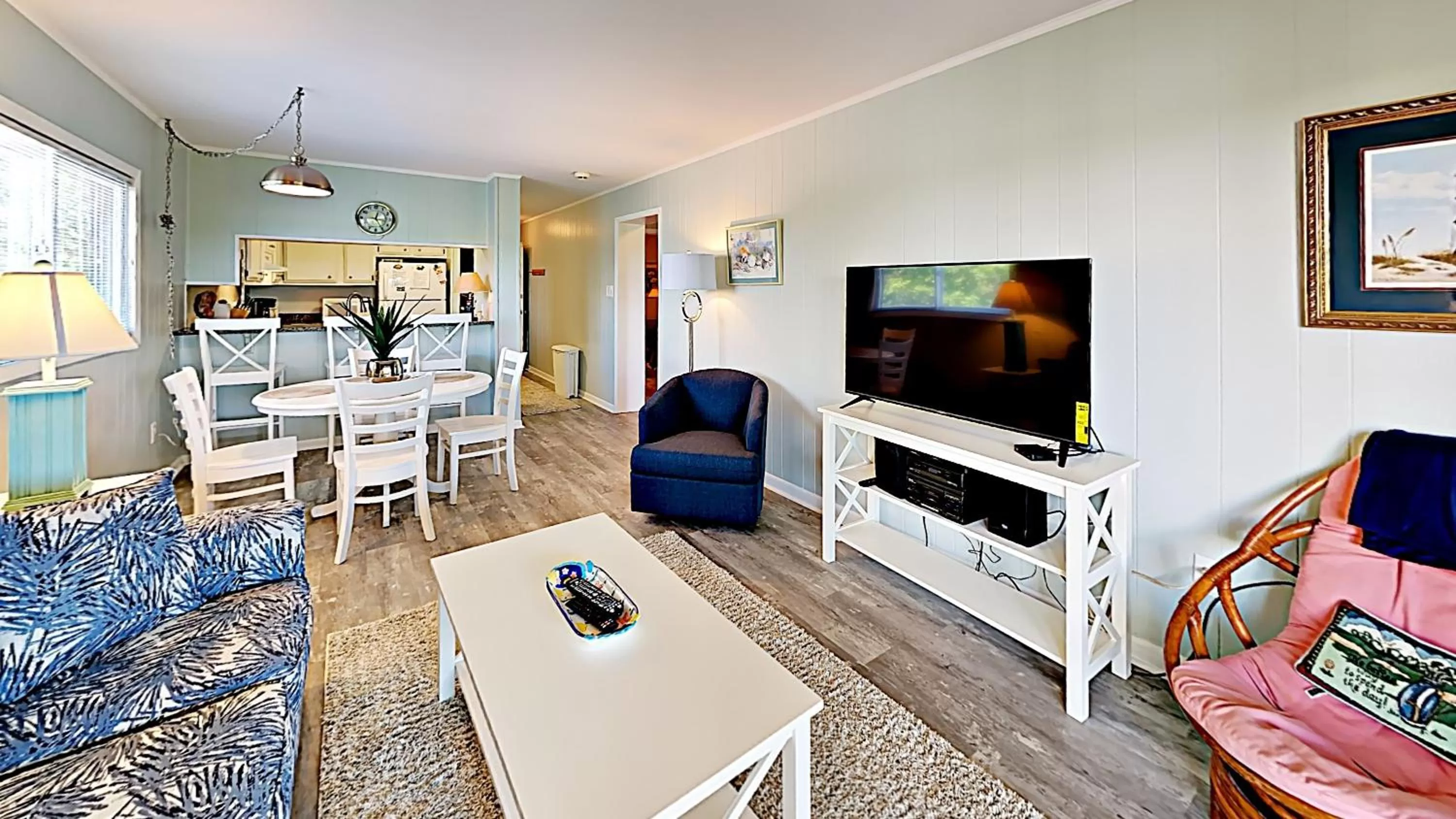 Living room in Beach Vacation Condos