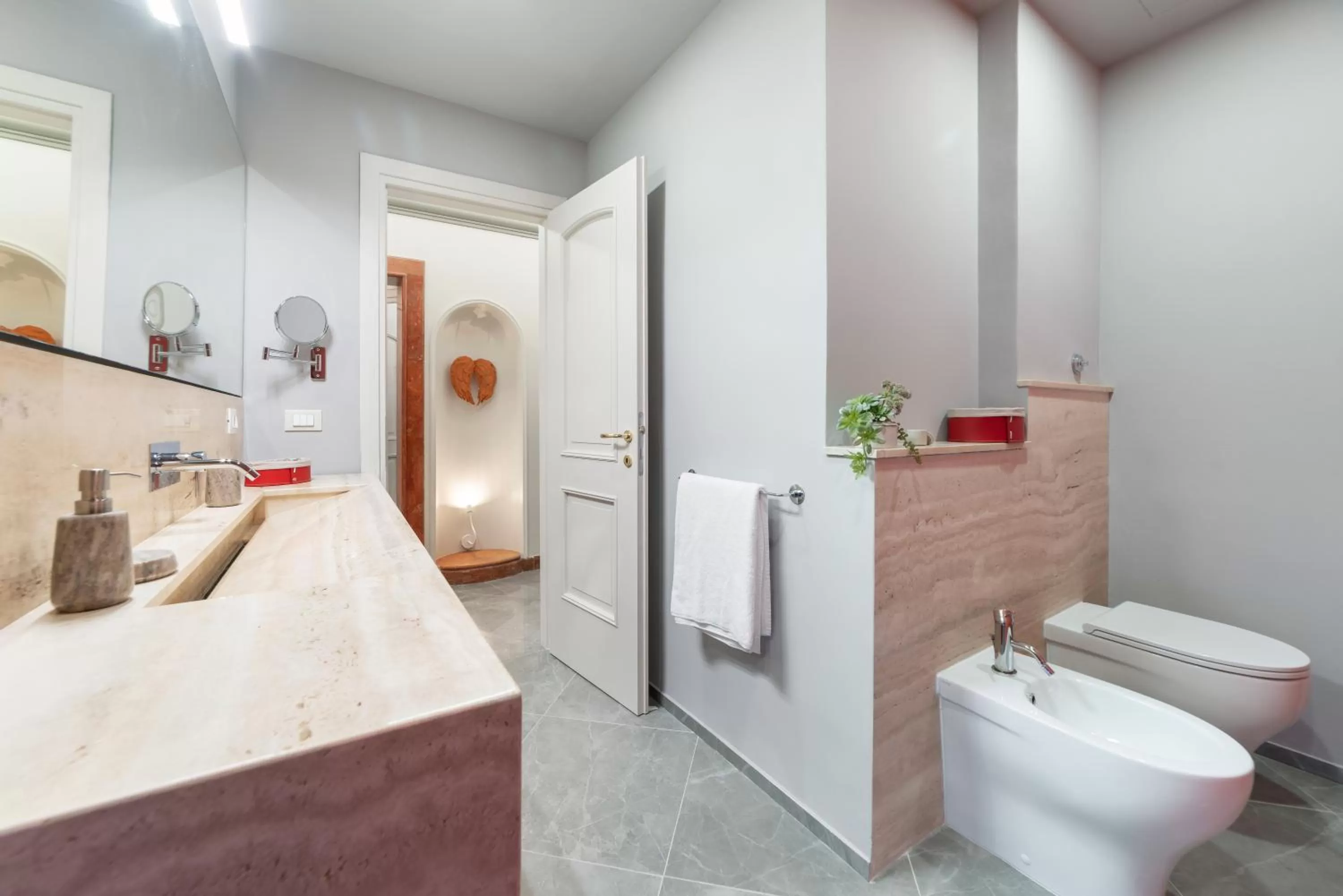 Bathroom in BMGA l ViaPaola43 Palace