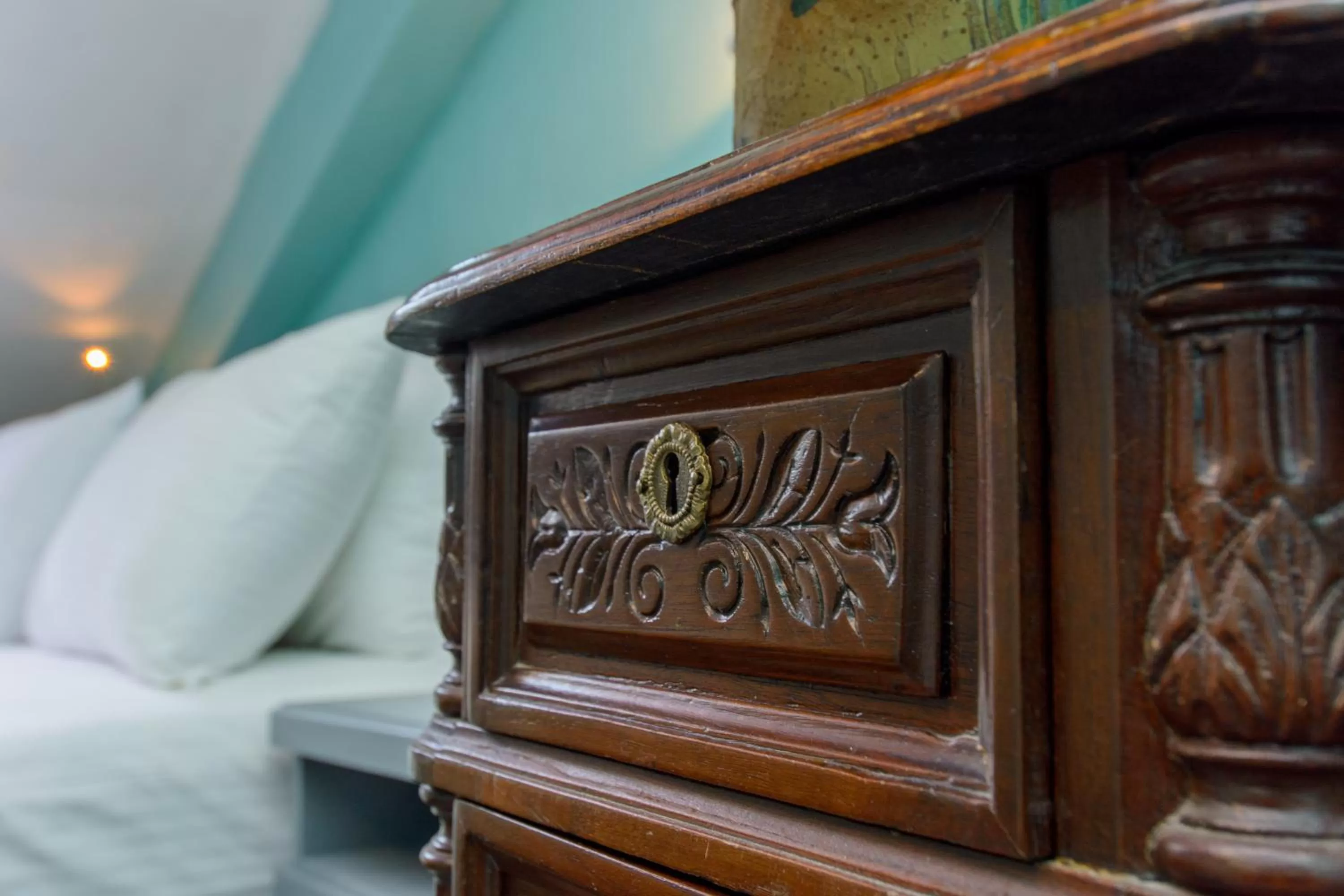 Decorative detail, Bed in Kindli Boutique Hotel