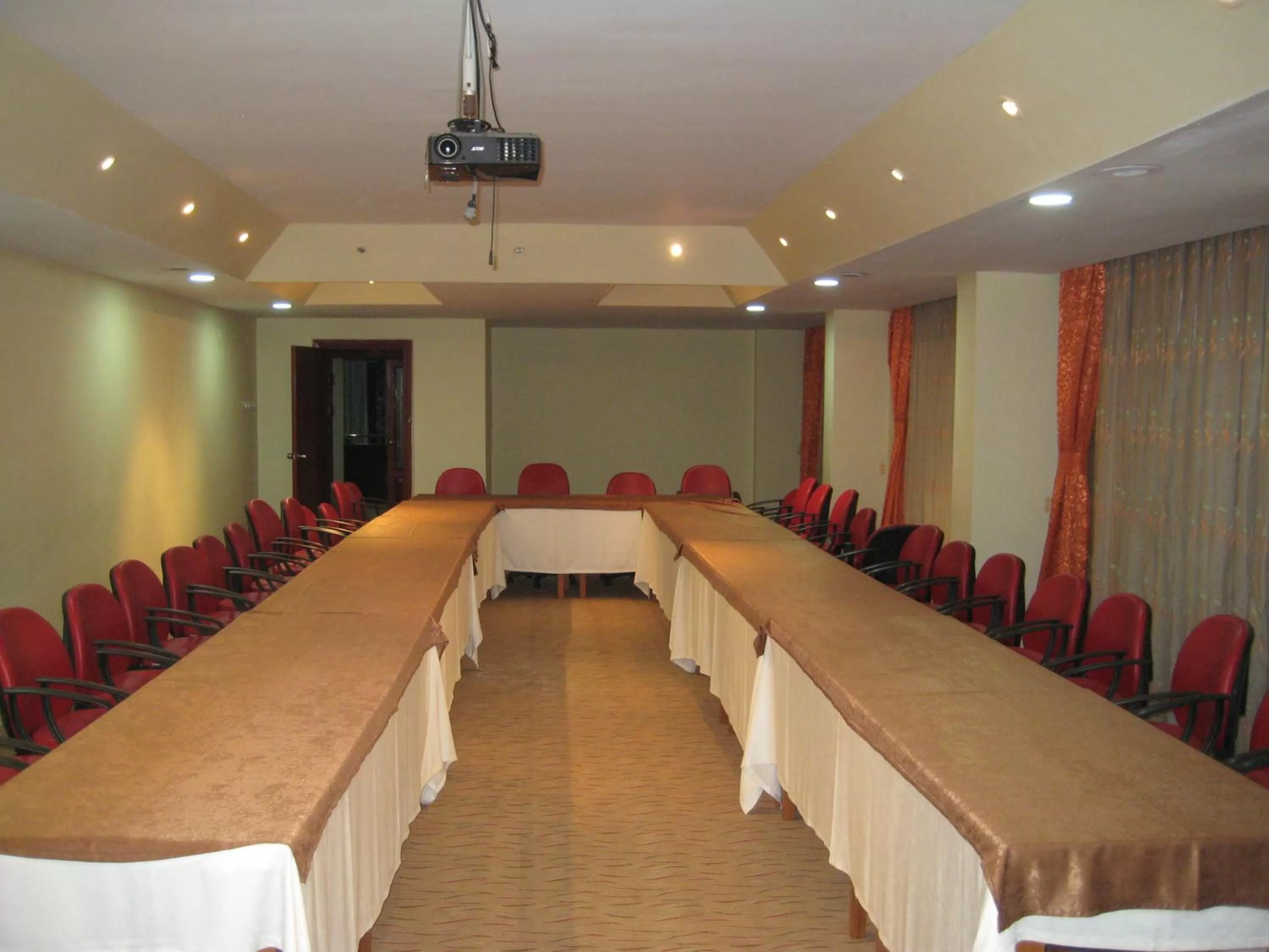 Meeting/conference room in Miroglu Hotel