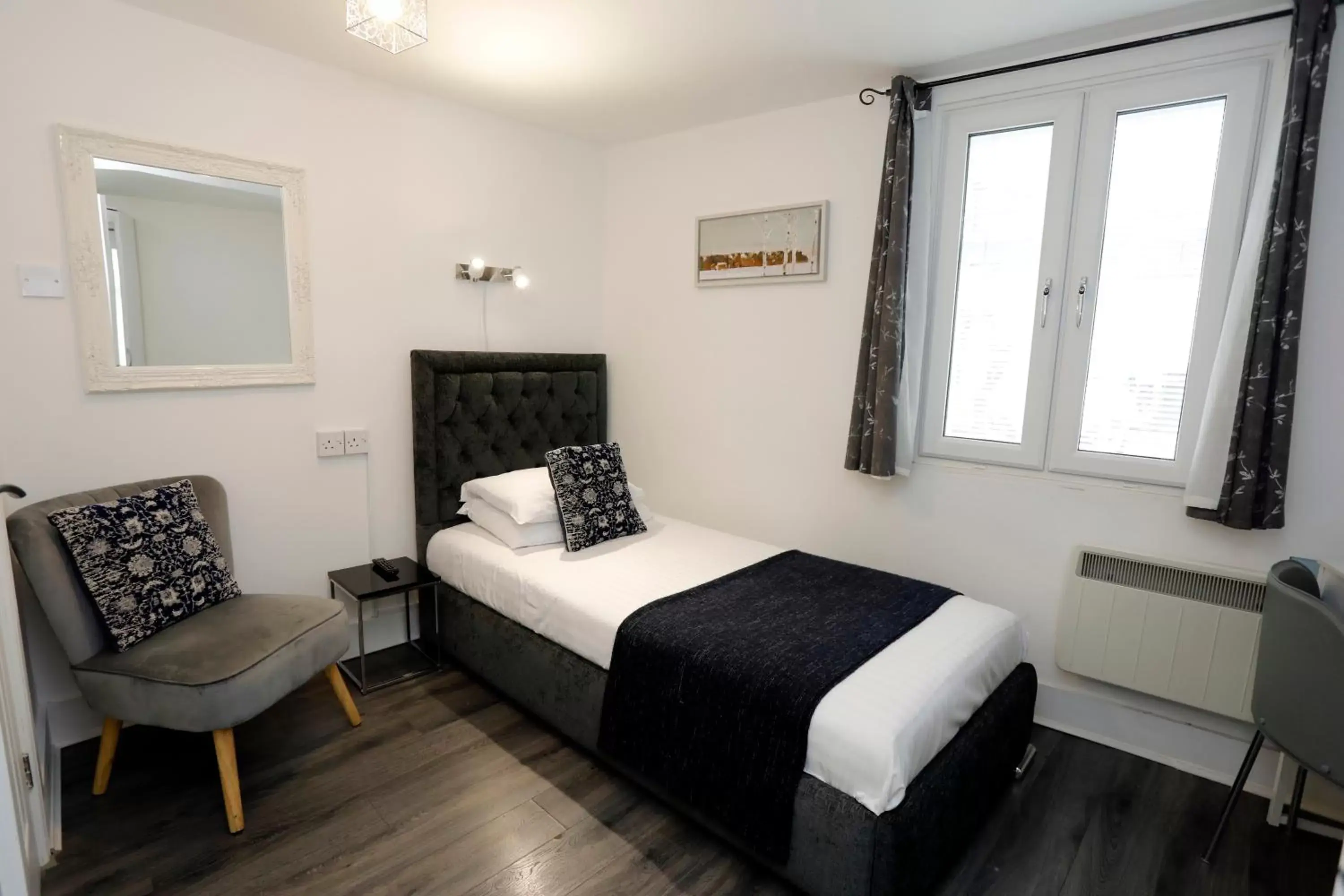 Deluxe Single Room in Bexley Village Hotel Deluxe Single Room in Bexley Village Hotel